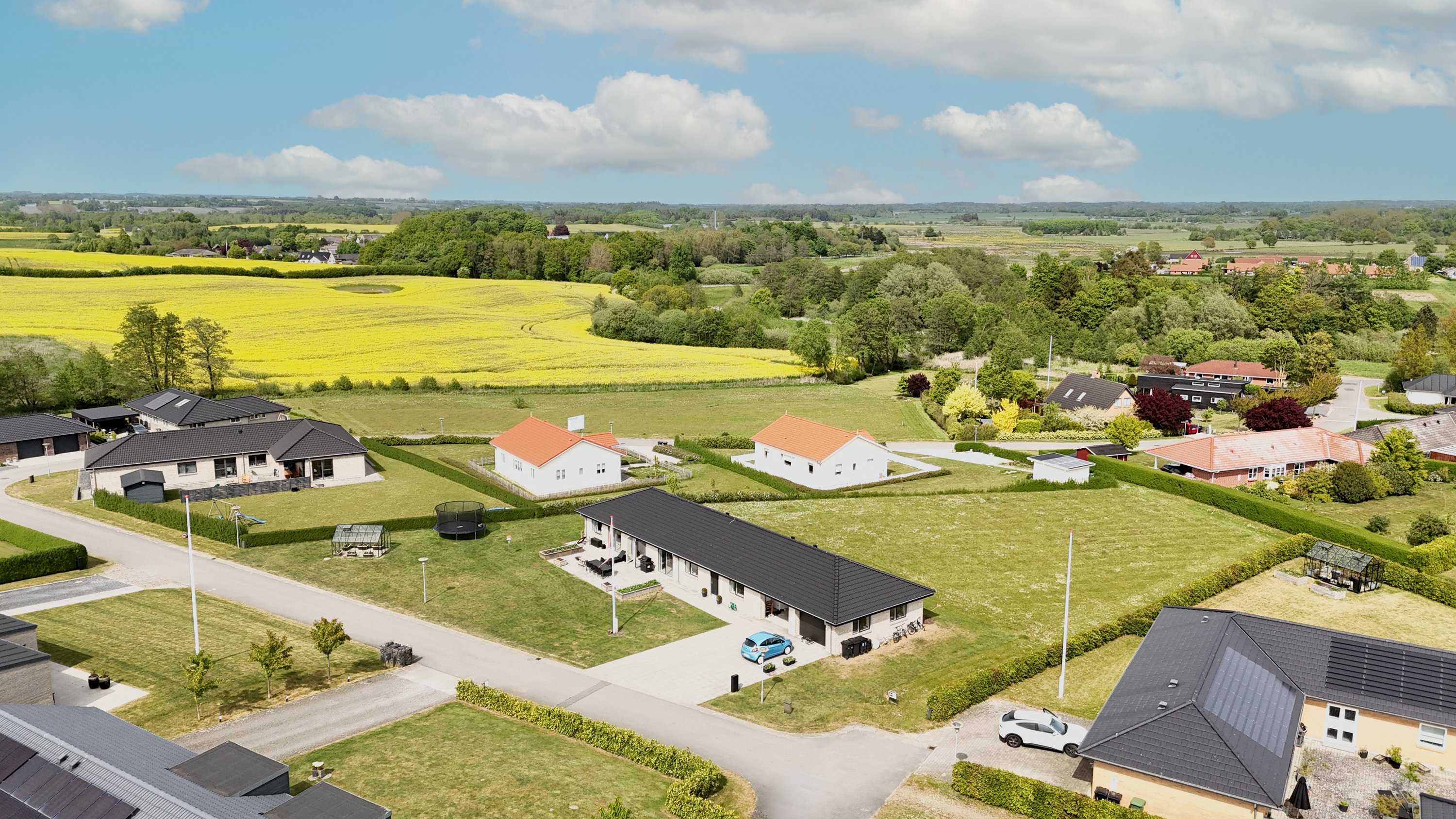 Fremhævet  billede i fuldskærmstilstand. Billede af Møllegårdsvænget 10, Nr Broby, 5672 Broby