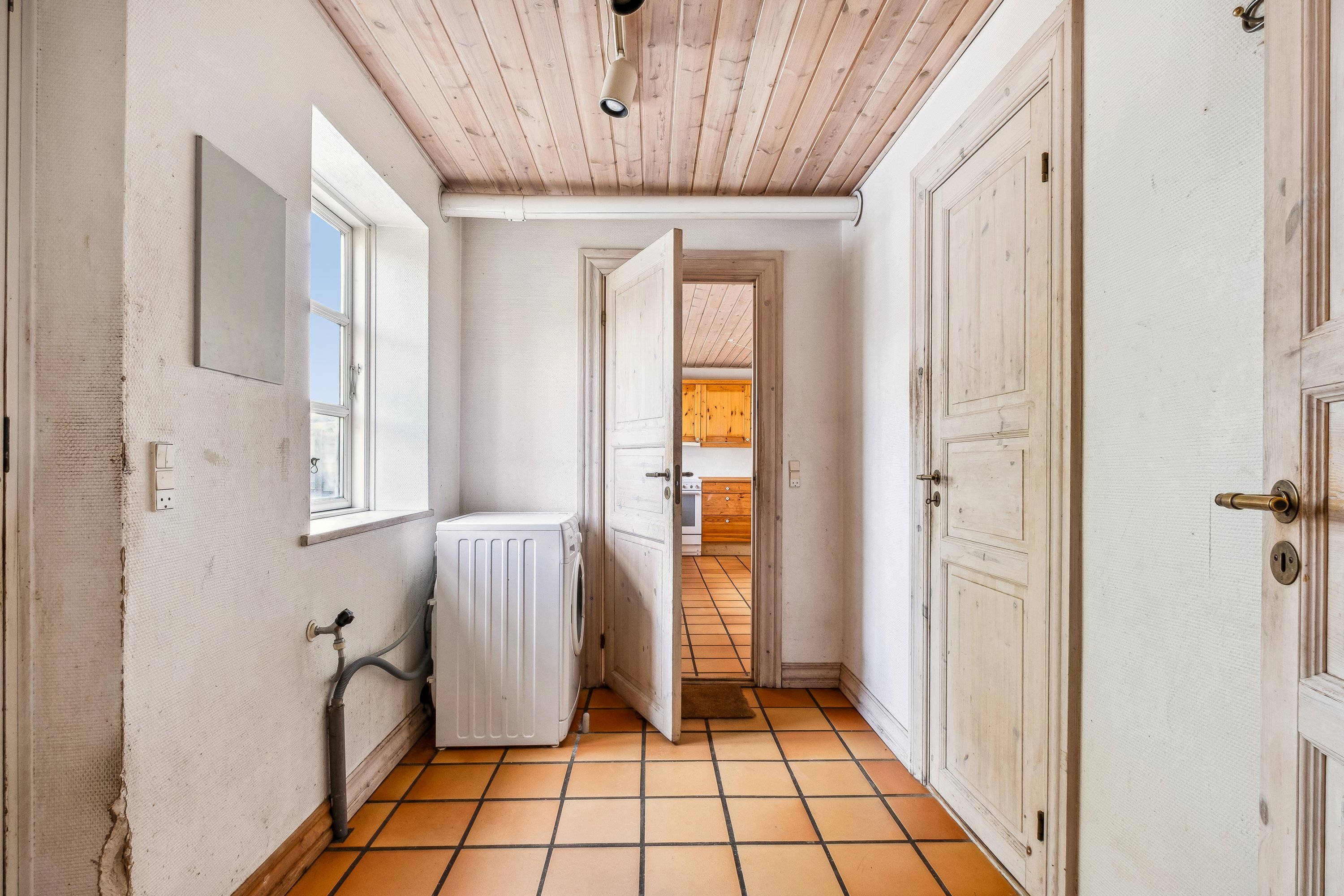 Fremhævet gang billede i fuldskærmstilstand. Billede af Haldrupvej 14A, Søvind, 8700 Horsens