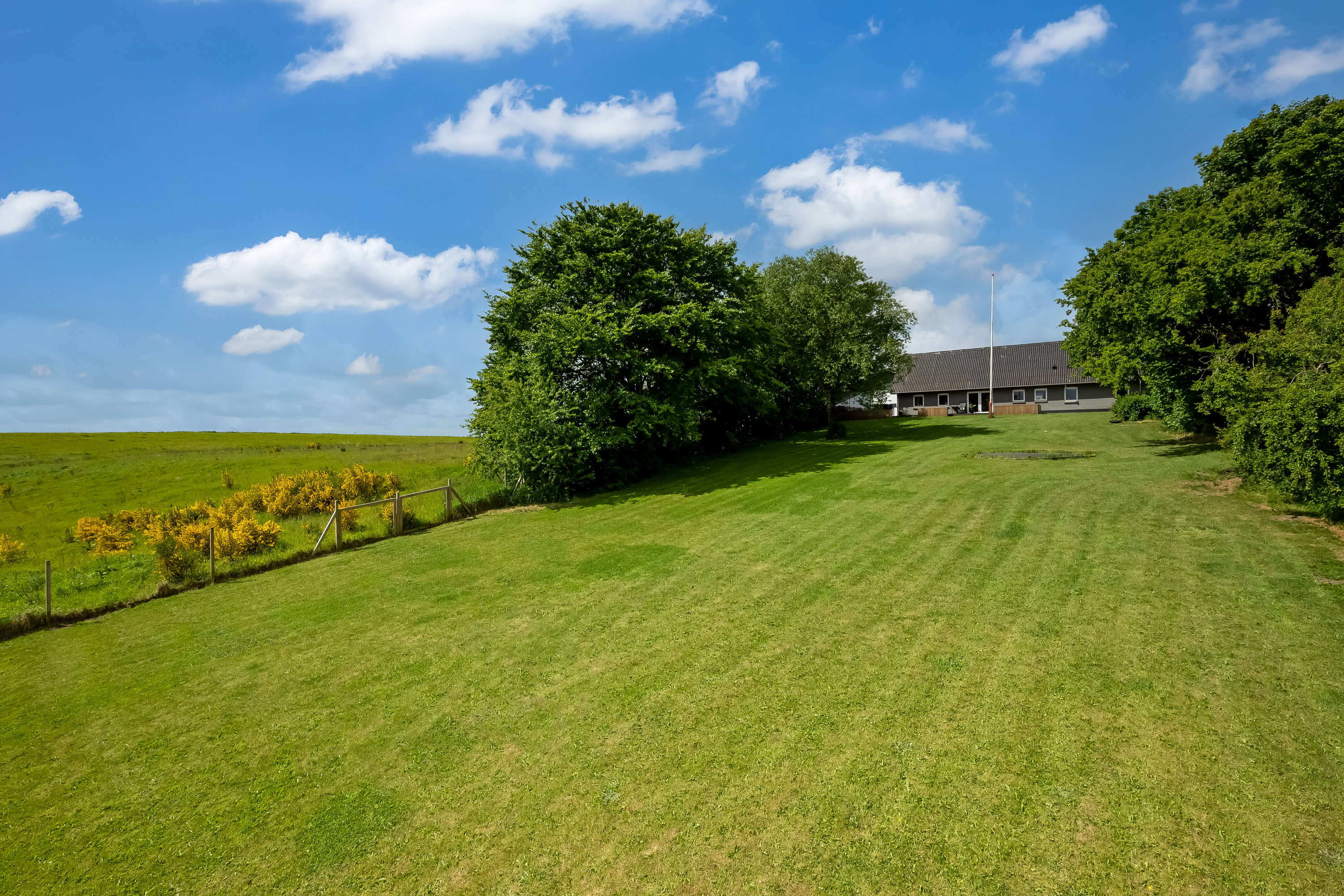 Fremhævet have billede i fuldskærmstilstand. Billede af Kalsgårdvej 13, Mejrup, 7500 Holstebro