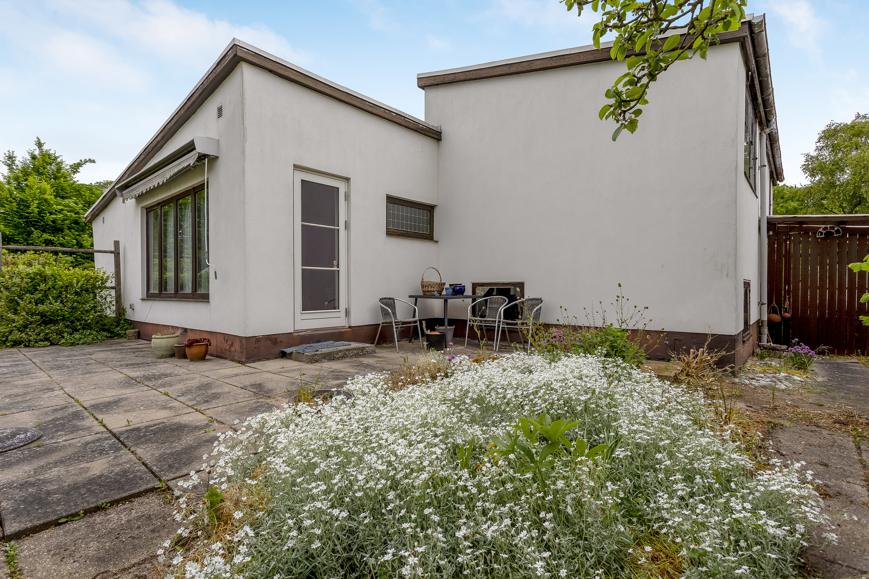 Fremhævet terrasse billede i fuldskærmstilstand. Billede af Mosevænget 4, 4900 Nakskov