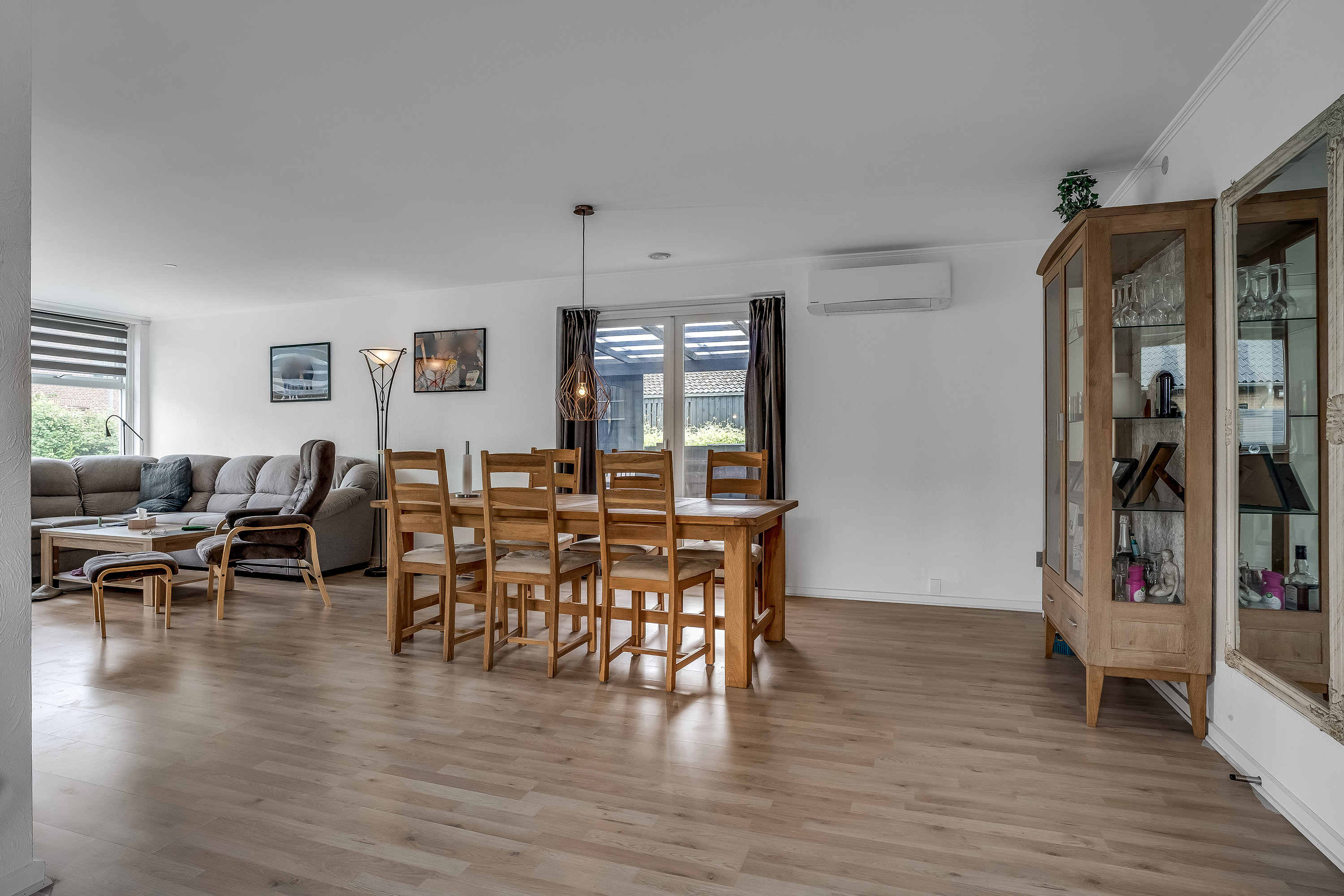 Fremhævet stue billede i fuldskærmstilstand. Billede af Eiglersvej 35, 4900 Nakskov