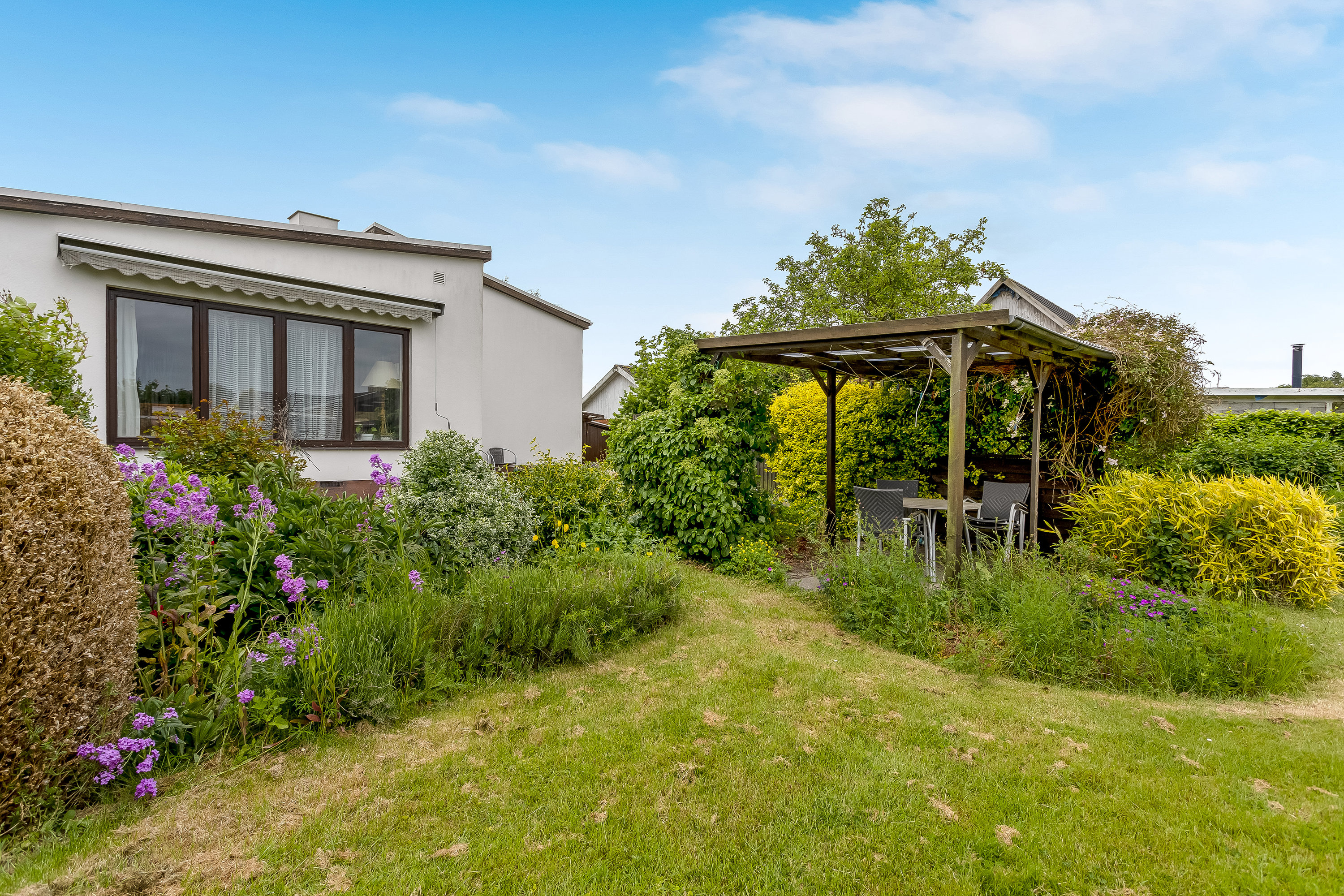 Fremhævet have billede i fuldskærmstilstand. Billede af Mosevænget 4, 4900 Nakskov