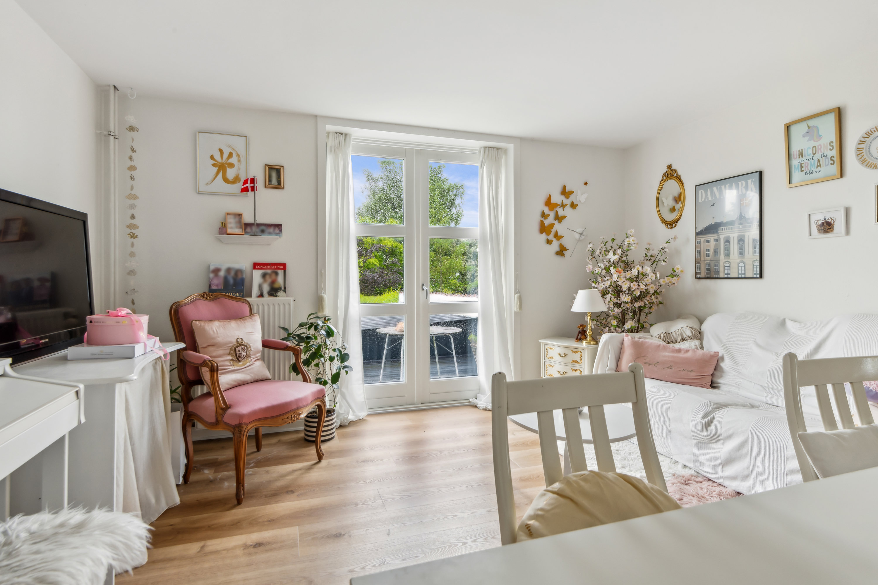 Fremhævet stue billede i fuldskærmstilstand. Billede af Sønder Alle 68, 9000 Aalborg