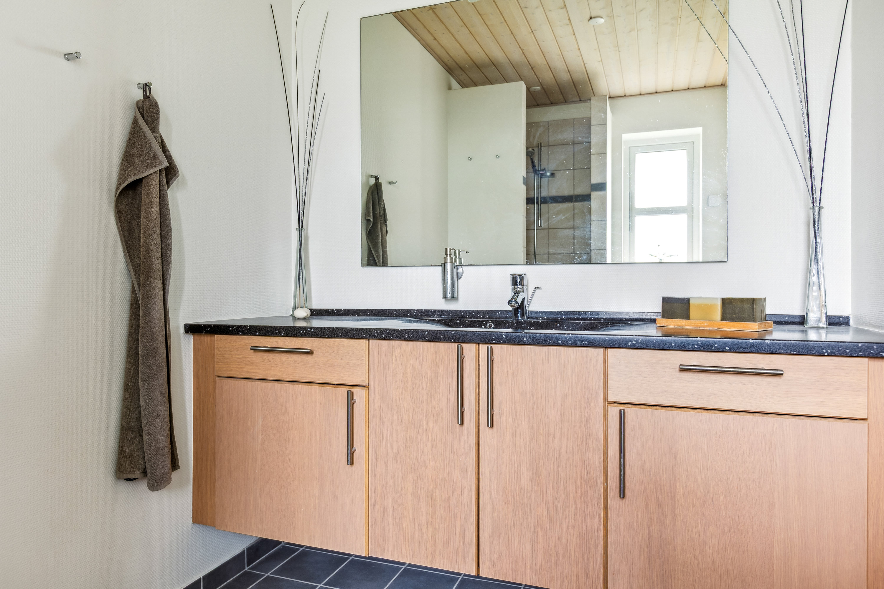 Fremhævet køkken billede i fuldskærmstilstand. Billede af Bodøparken 24, 5400 Bogense