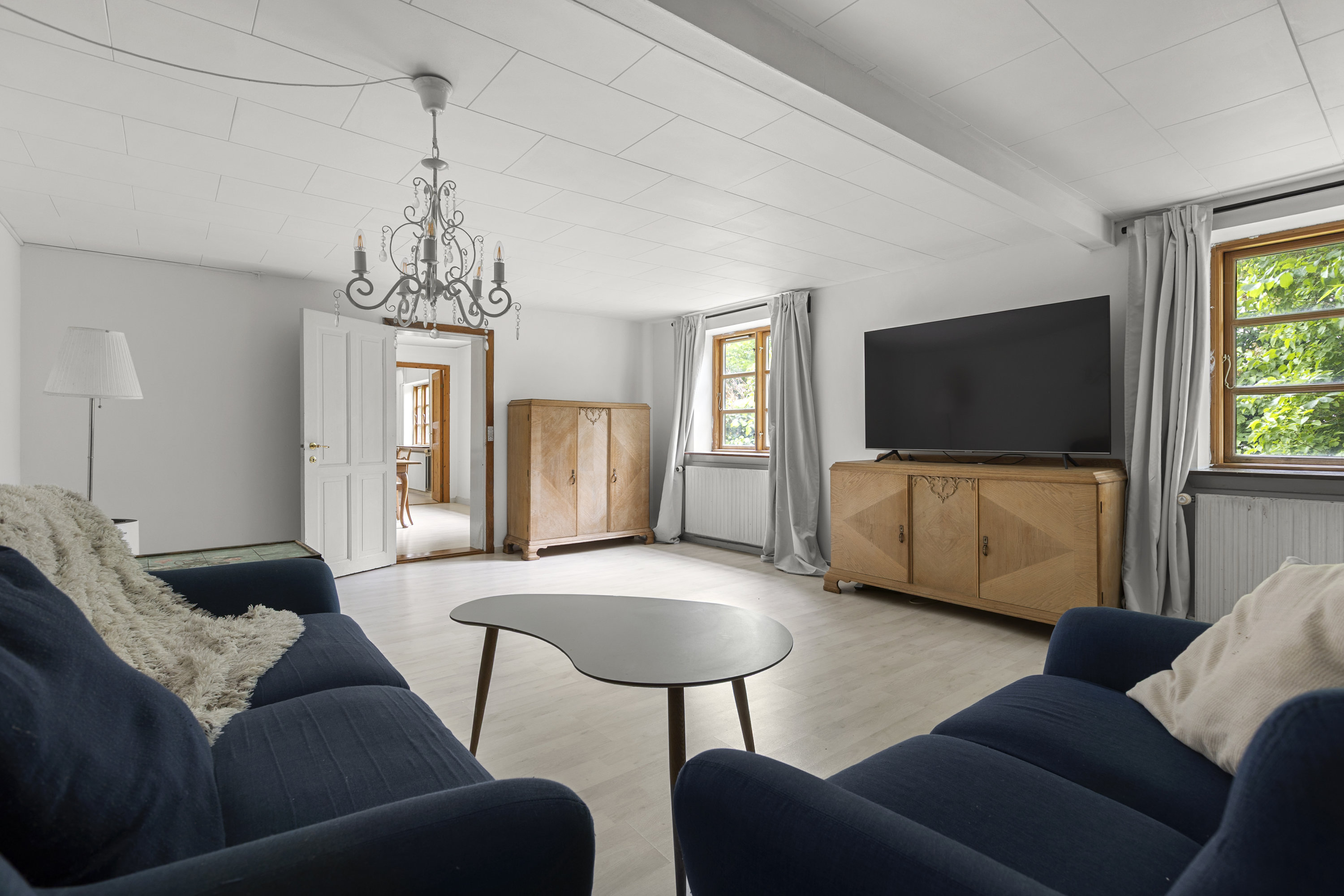 Fremhævet stue billede i fuldskærmstilstand. Billede af Holbækvej 214, Estrup, 4100 Ringsted