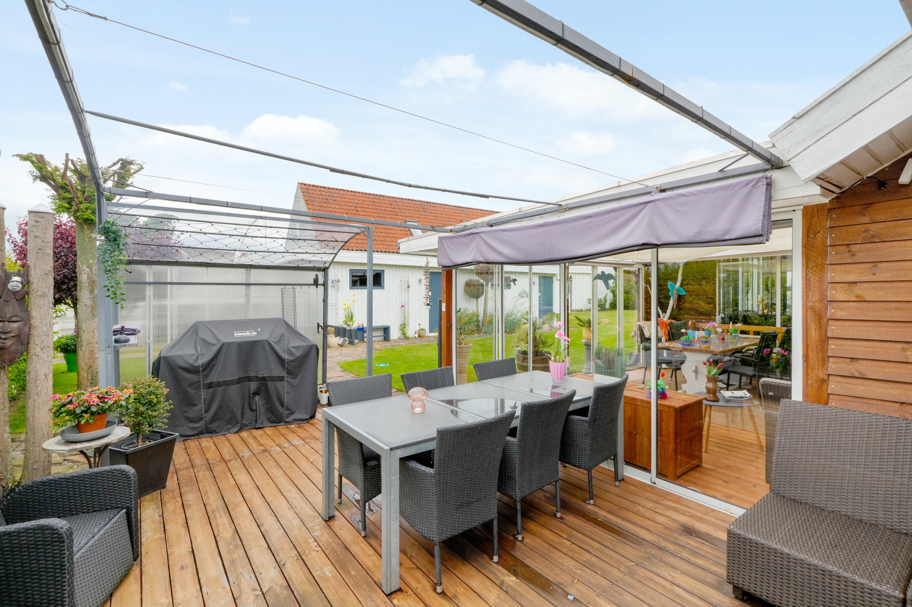 Fremhævet andet billede i fuldskærmstilstand. Billede af Erantishaven 41, Smørumnedre, 2765 Smørum