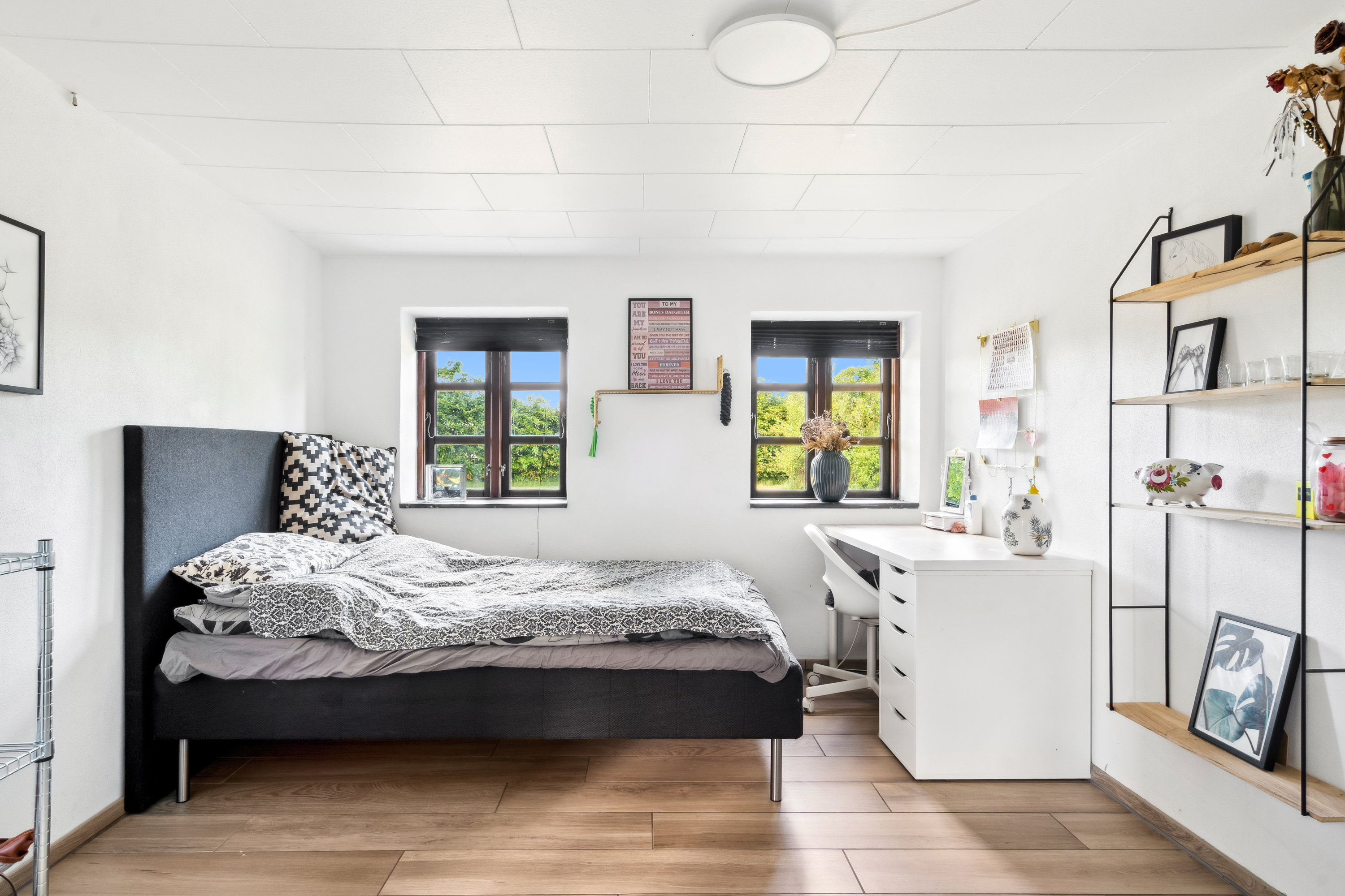 Fremhævet værelse billede i fuldskærmstilstand. Billede af Tørkerivej 7, Byrum, 9940 Læsø