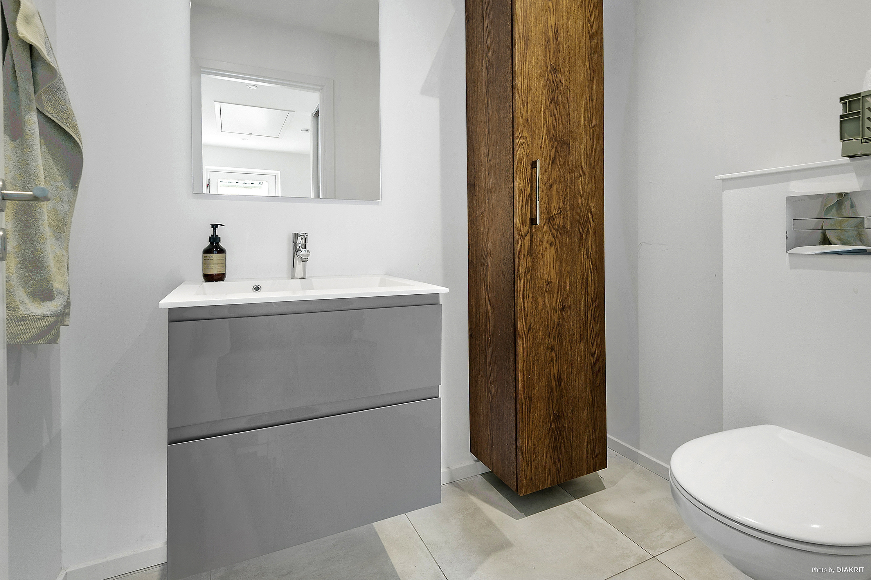 Fremhævet badeværelse billede i fuldskærmstilstand. Billede af Høgebakken 19, 4140 Borup