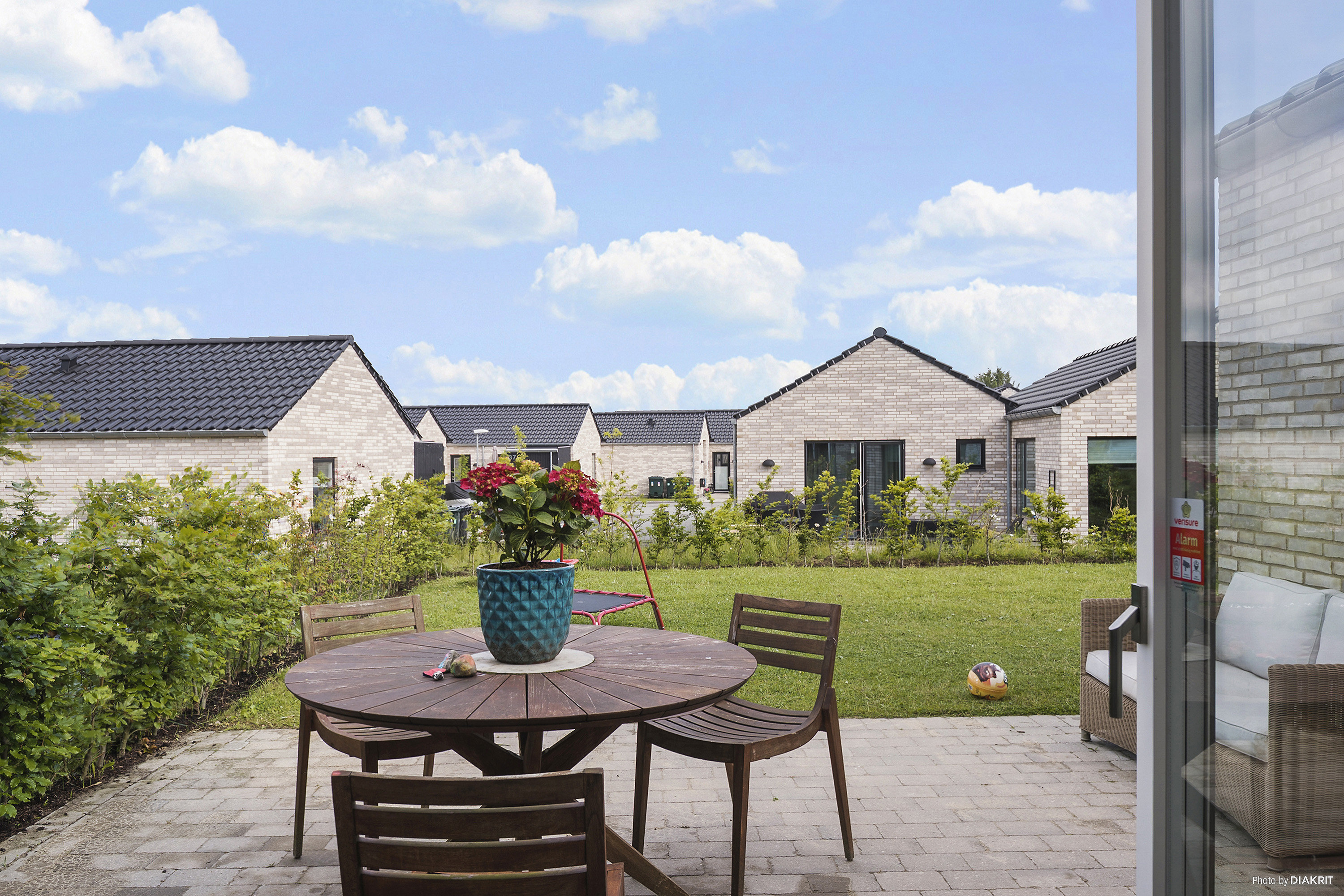 Fremhævet område billede i fuldskærmstilstand. Billede af Høgebakken 19, 4140 Borup