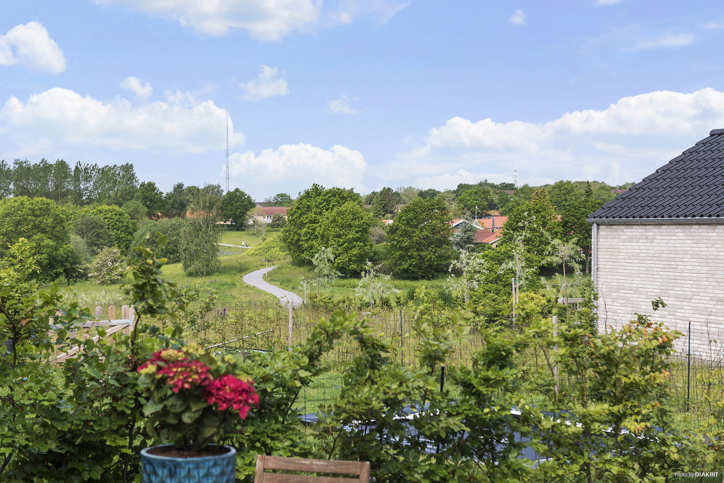 Fremhævet område billede i fuldskærmstilstand. Billede af Høgebakken 19, 4140 Borup