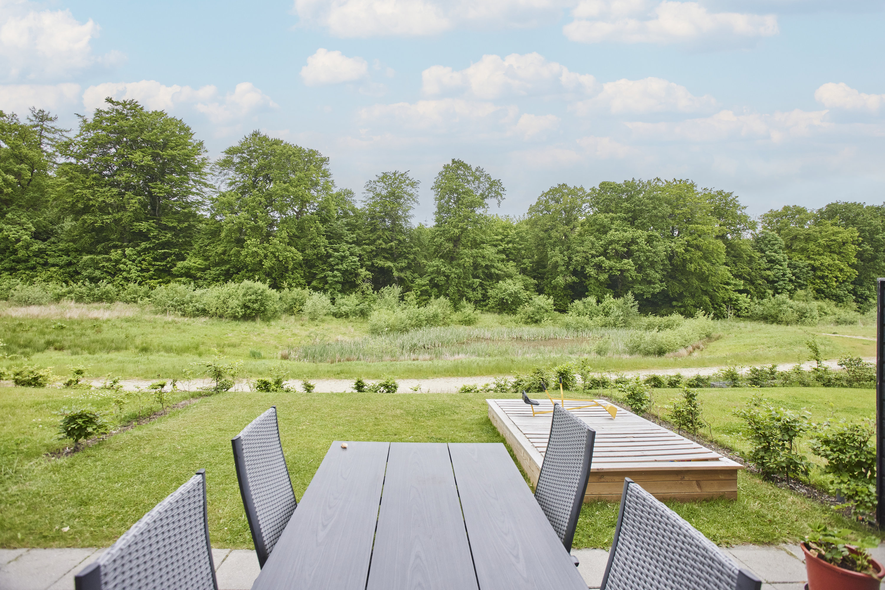 Fremhævet terrasse billede i fuldskærmstilstand. Billede af Fruering Skovmark 61, 8660 Skanderborg
