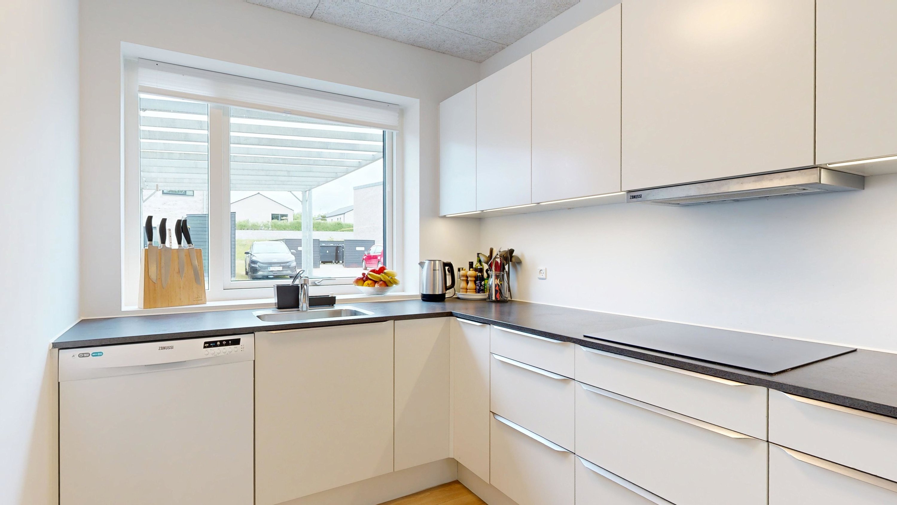 Fremhævet køkken billede i fuldskærmstilstand. Billede af Fruering Skovmark 61, 8660 Skanderborg