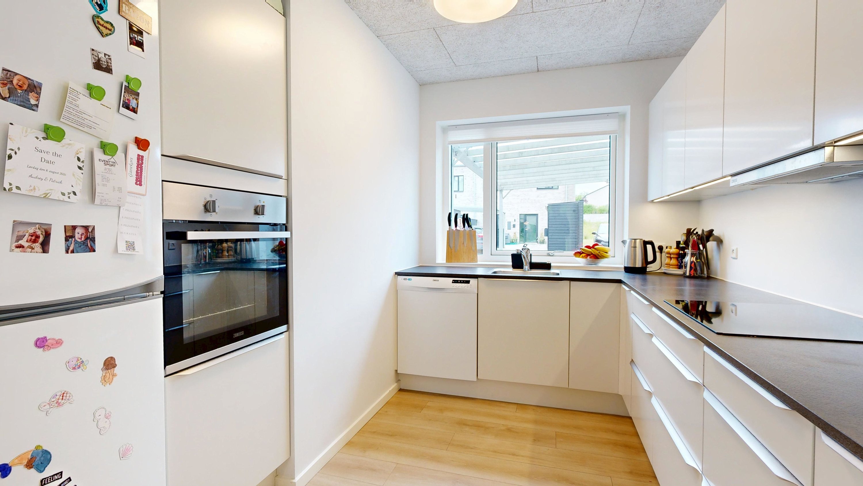 Fremhævet køkken billede i fuldskærmstilstand. Billede af Fruering Skovmark 61, 8660 Skanderborg