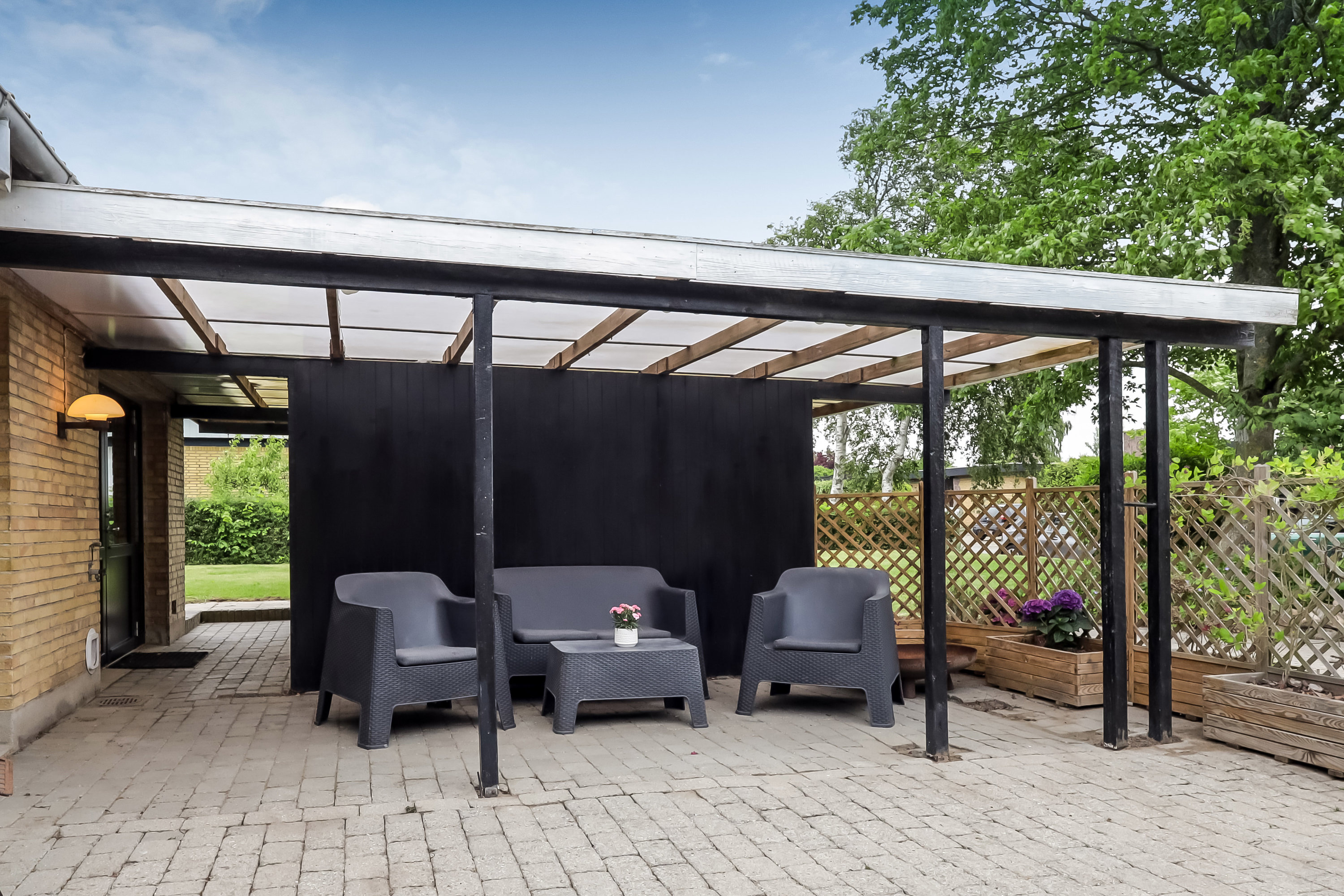 Fremhævet terrasse billede i fuldskærmstilstand. Billede af Vievej 5, Tåsinge, 5700 Svendborg