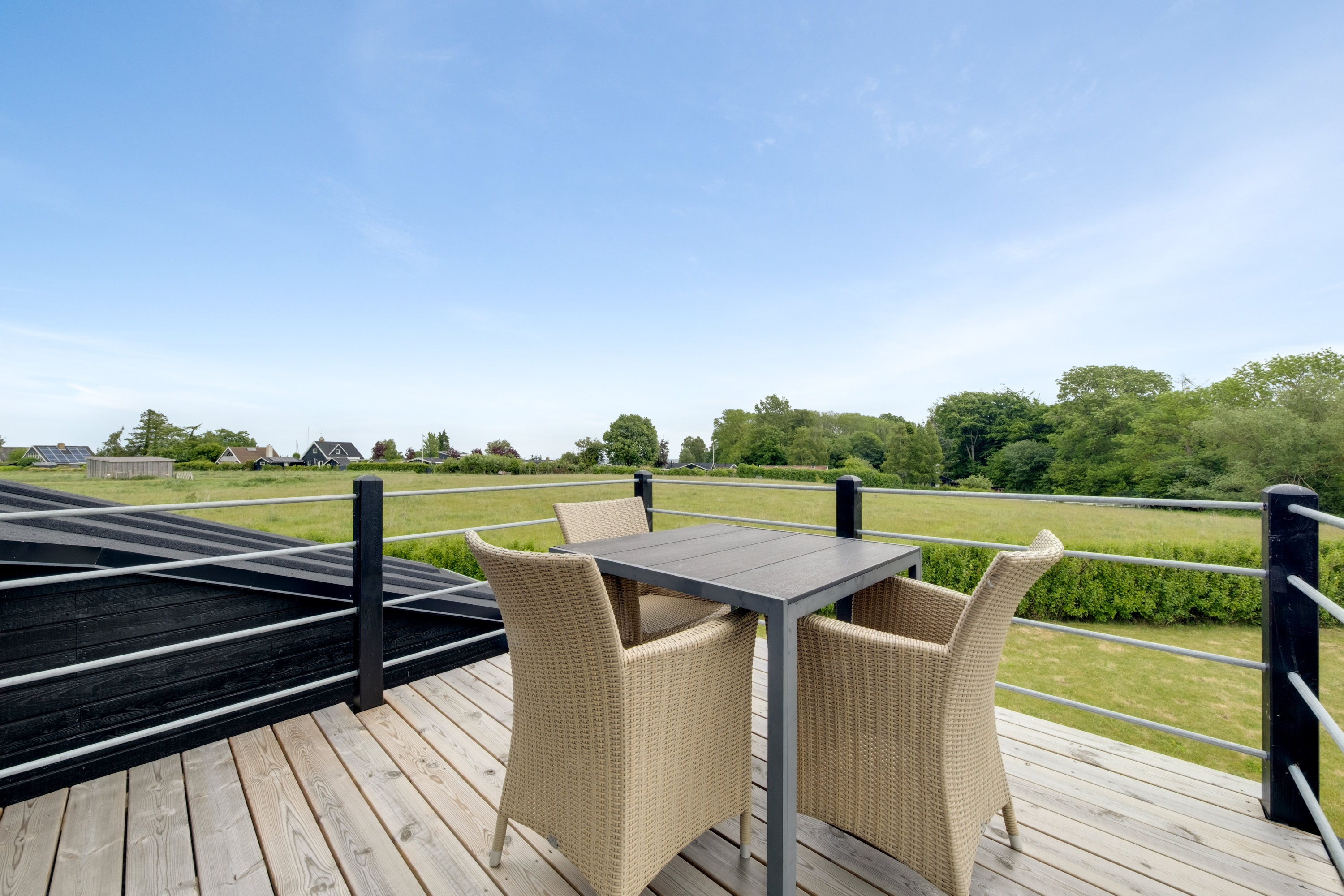 Fremhævet tagterrasse billede i fuldskærmstilstand. Billede af Hegnet 11, 5871 Frørup