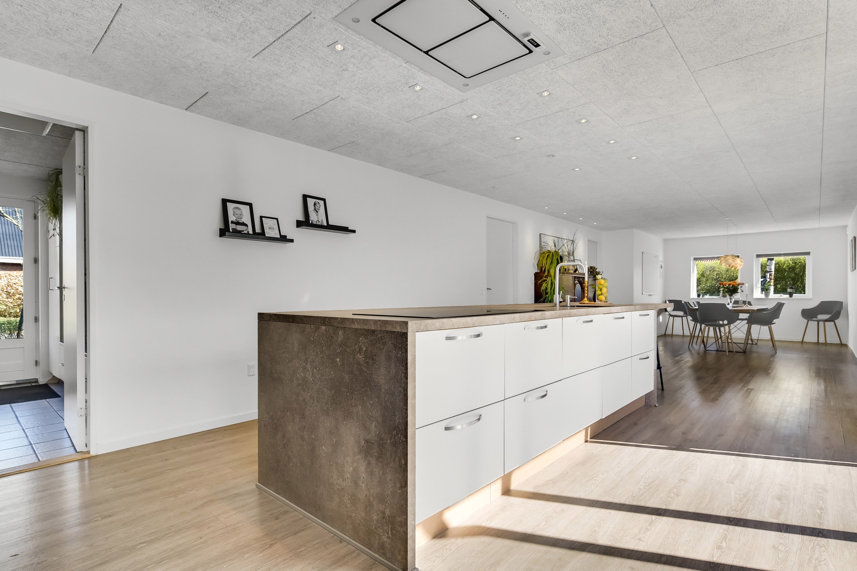 Fremhævet  billede i fuldskærmstilstand. Billede af Krunderupparken 68, Naur, 7500 Holstebro