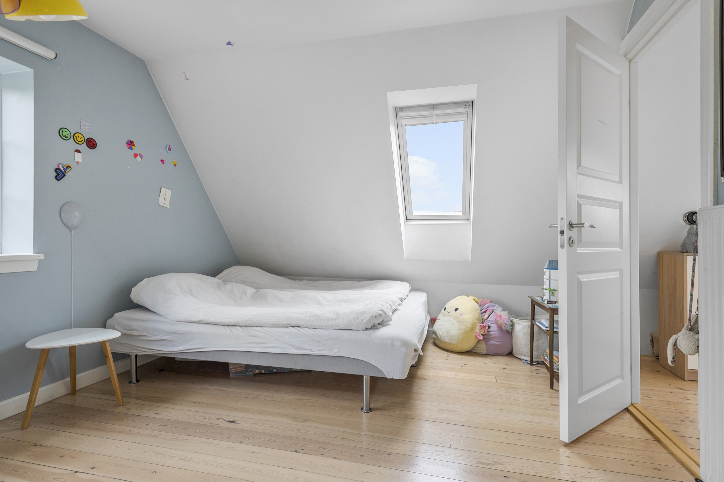 Fremhævet soveværelse billede i fuldskærmstilstand. Billede af Skovhusvænget 5, 4632 Bjæverskov