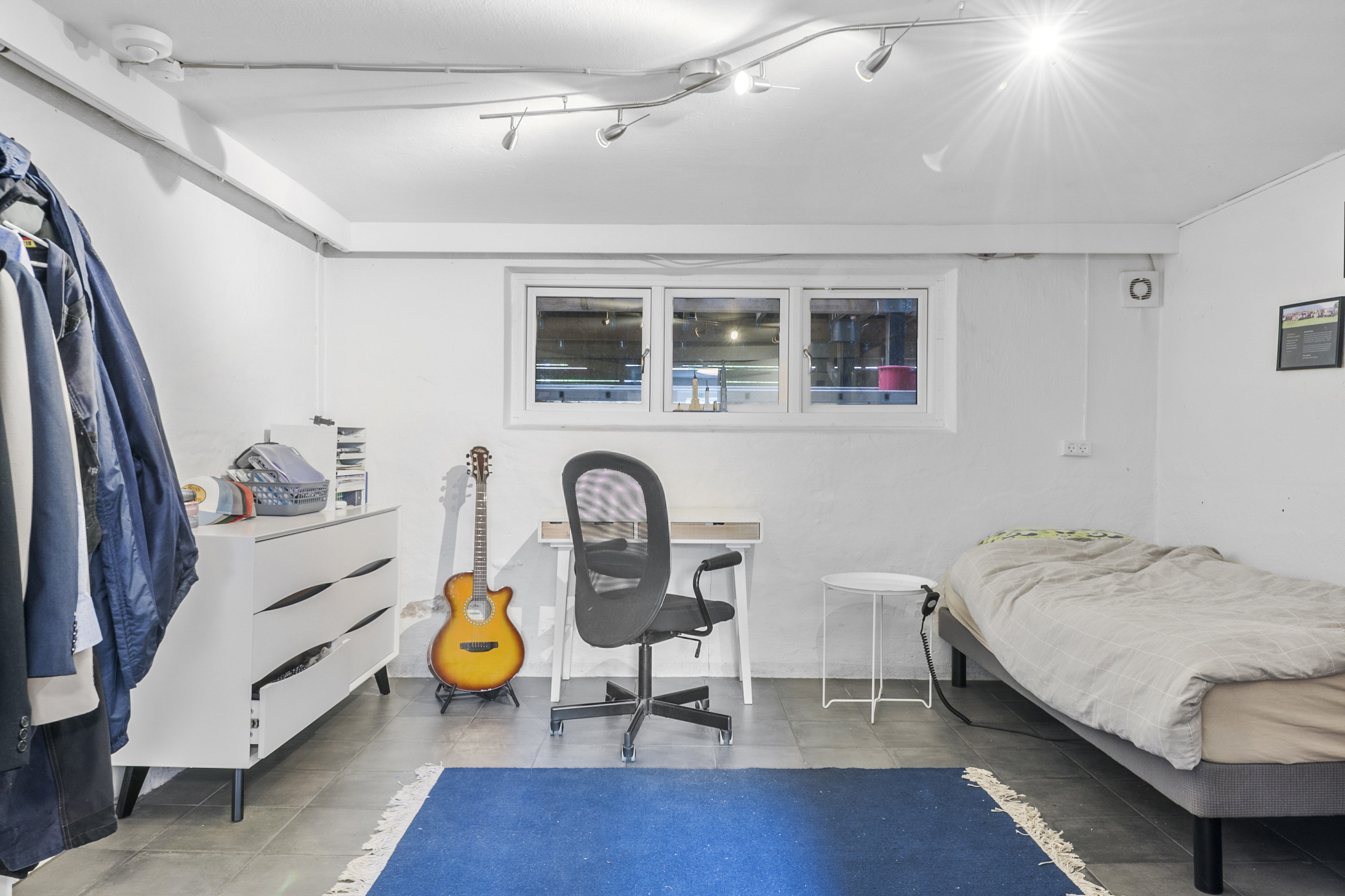 Fremhævet soveværelse billede i fuldskærmstilstand. Billede af Skovhusvænget 5, 4632 Bjæverskov