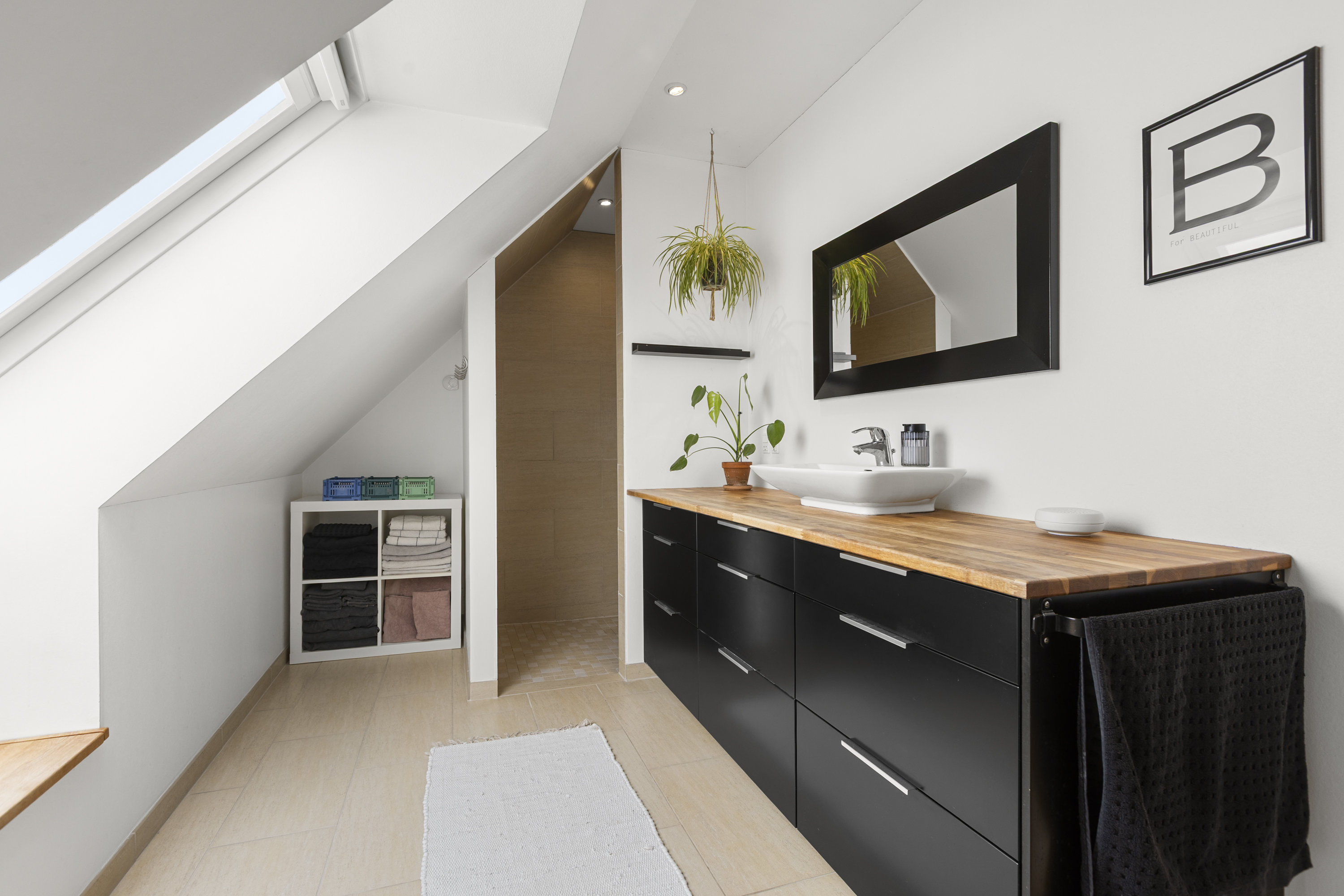 Fremhævet badeværelse billede i fuldskærmstilstand. Billede af Møllevangen 11, Rørby, 4400 Kalundborg