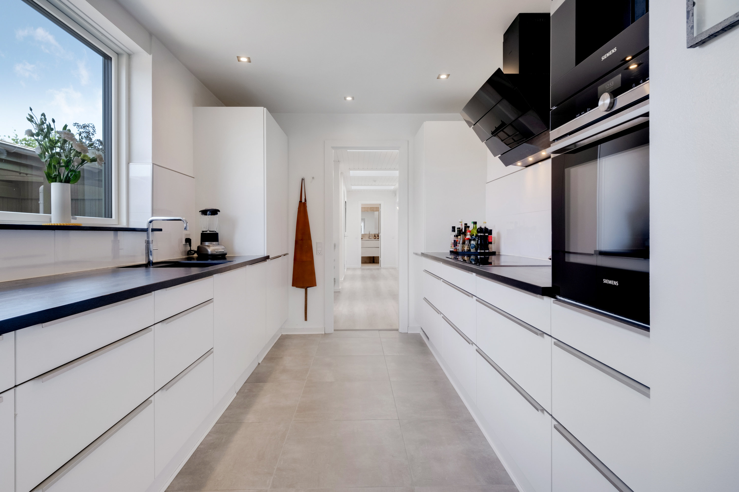 Fremhævet køkken billede i fuldskærmstilstand. Billede af Stensgårdvænget 18, 5230 Odense M