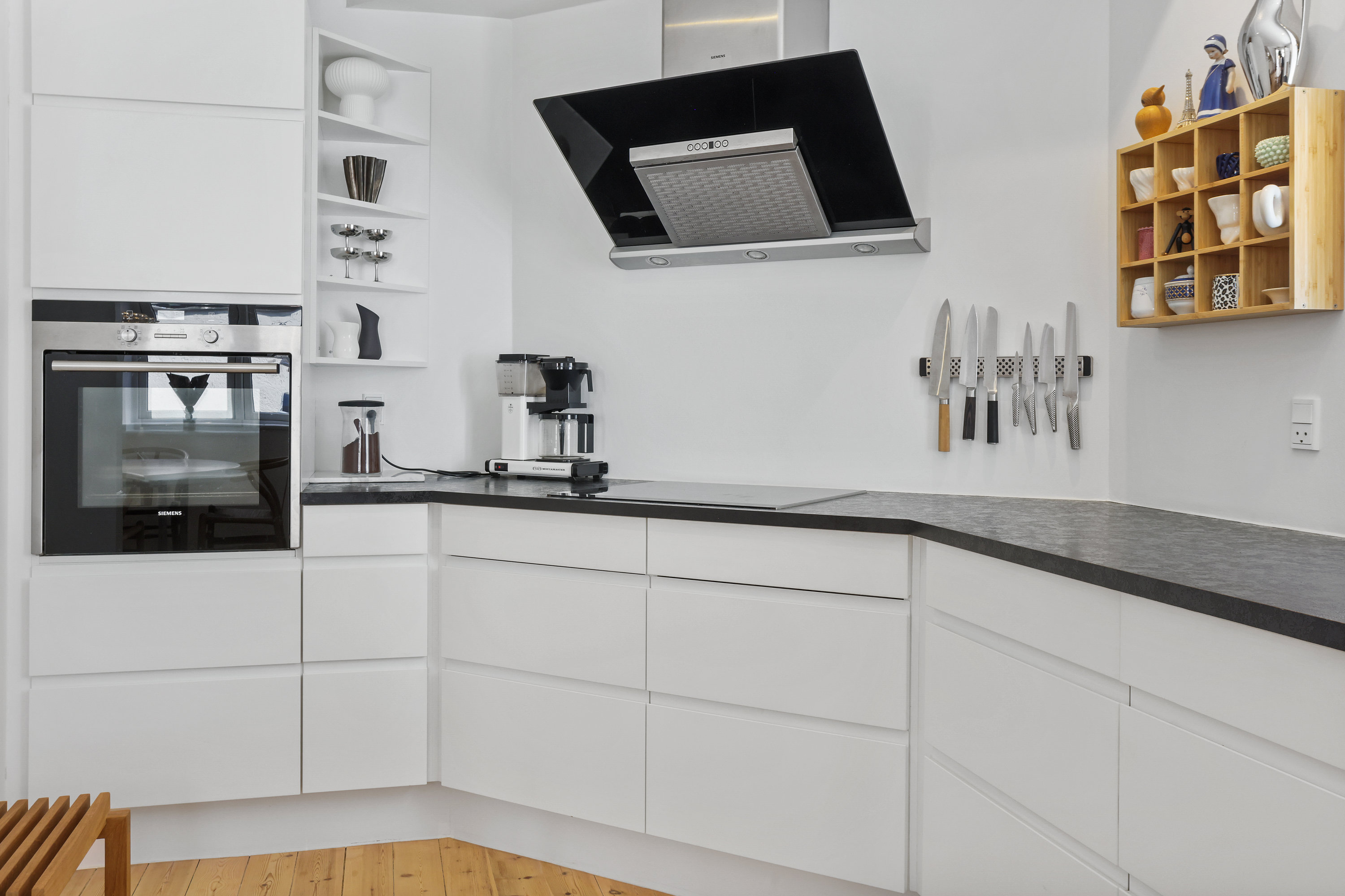 Fremhævet køkken billede i fuldskærmstilstand. Billede af Sct. Jørgens Vej 24, st.. 10., 8800 Viborg