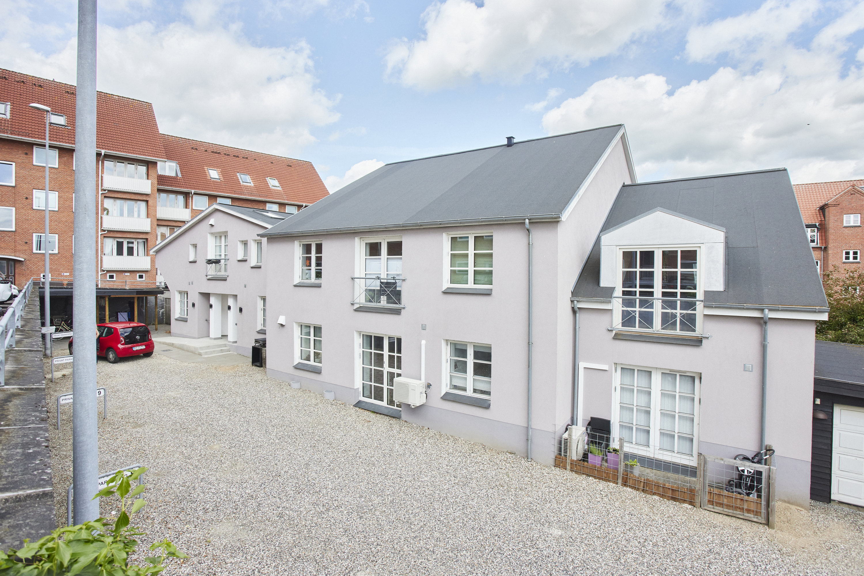 Fremhævet ejendommen billede i fuldskærmstilstand. Billede af Sct. Jørgens Vej 24, st.. 10., 8800 Viborg