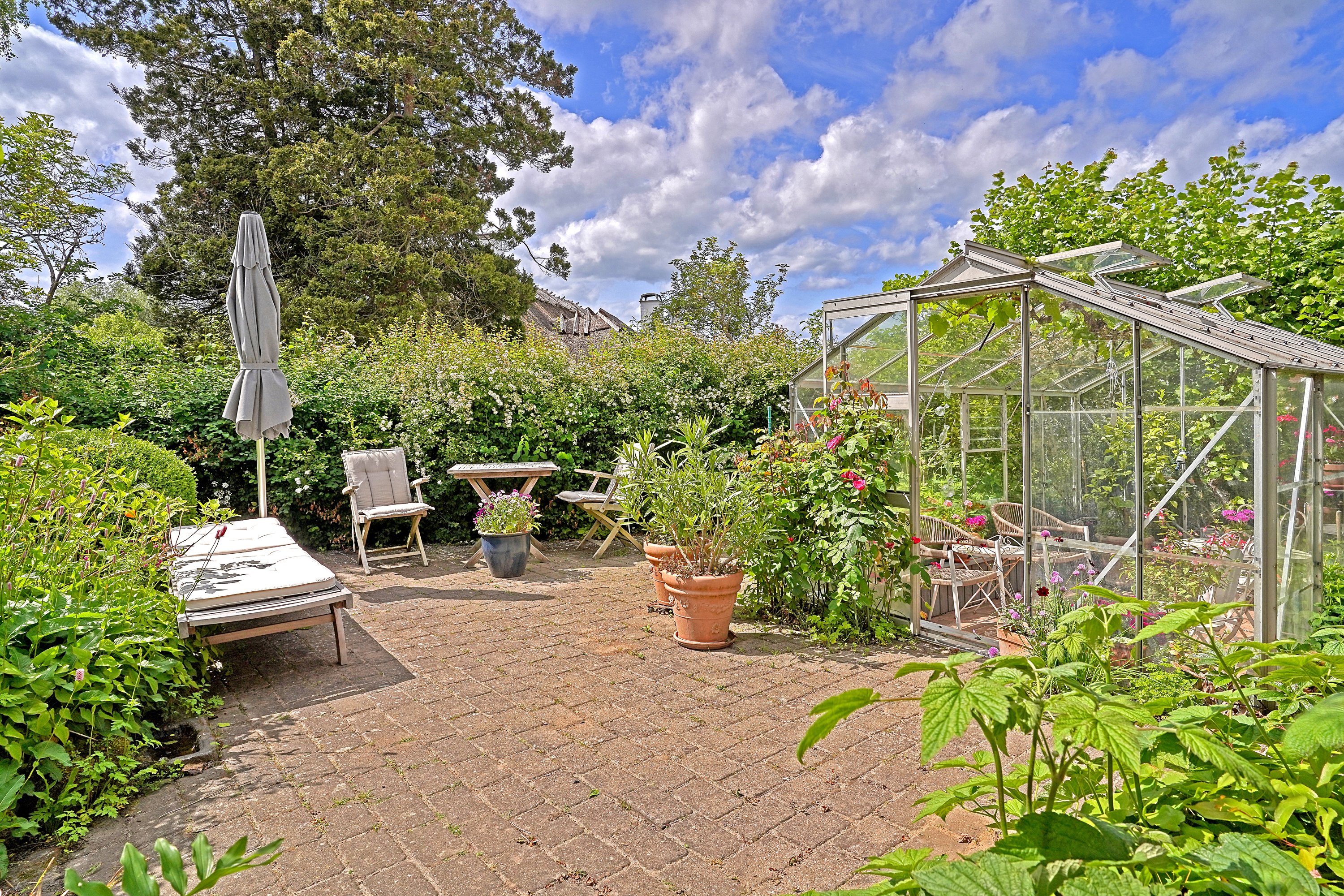 Fremhævet terrasse billede i fuldskærmstilstand. Billede af Gydeparken 8, Esbønderup, 3230 Græsted