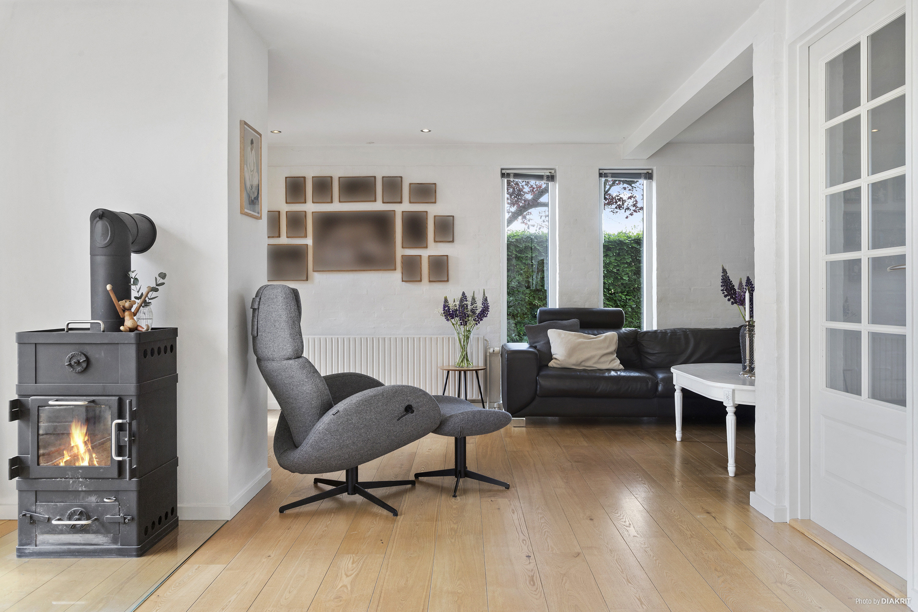 Fremhævet stue billede i fuldskærmstilstand. Billede af Dybvadvej 2, 4600 Køge