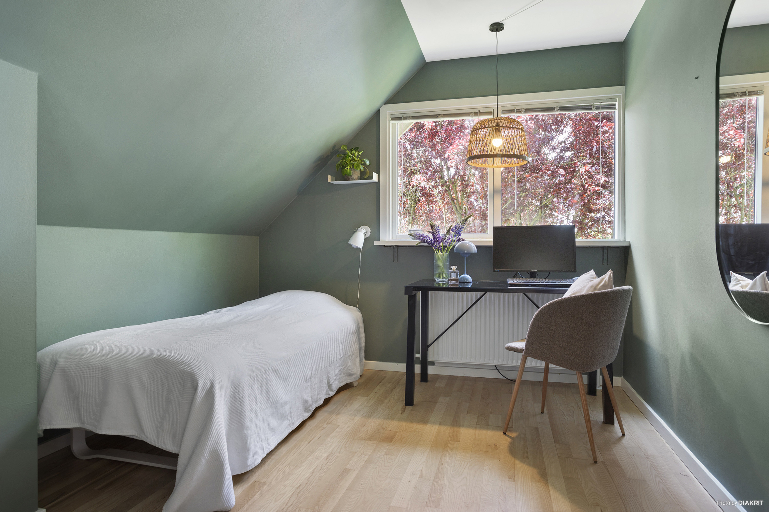 Fremhævet soveværelse billede i fuldskærmstilstand. Billede af Dybvadvej 2, 4600 Køge