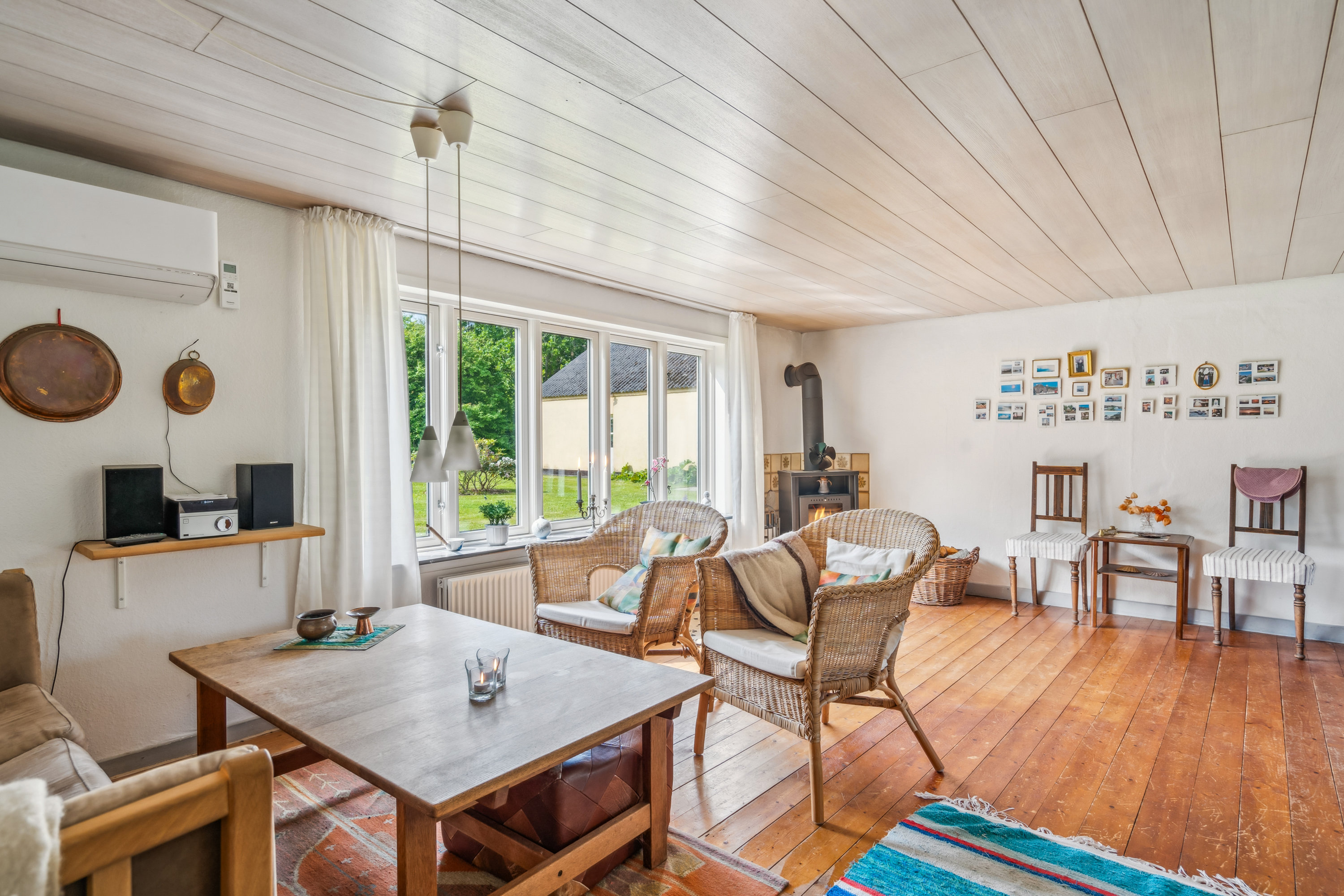 Fremhævet køkken billede i fuldskærmstilstand. Billede af Østerbyvejen 78, Østerby, 9940 Læsø