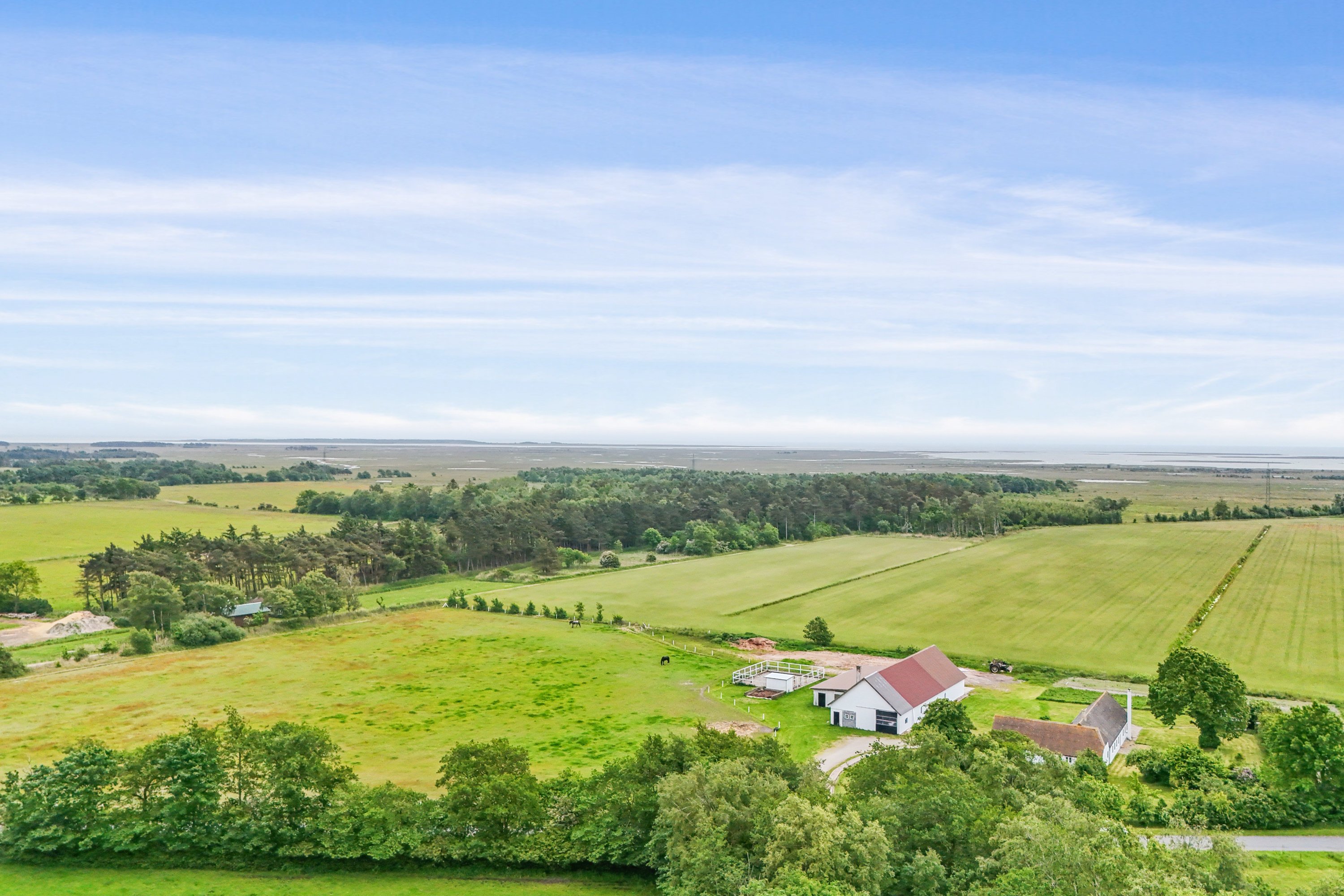 Landejendom: Luftfoto på Tørkerivej 7, Byrum, 9940 Læsø