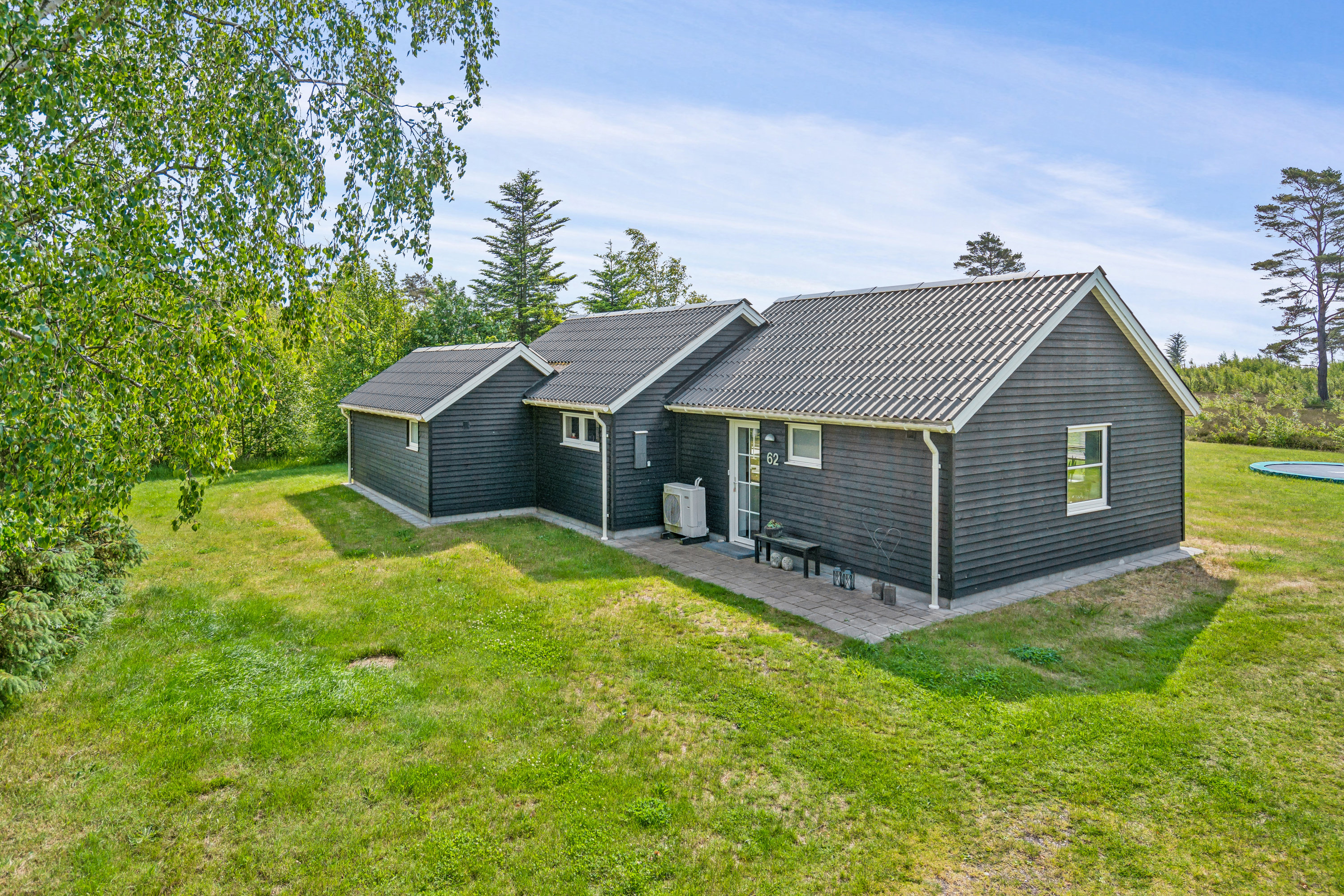 Fremhævet ejendom 1 billede i fuldskærmstilstand. Billede af Østerbyvejen 62, Østerby, 9940 Læsø