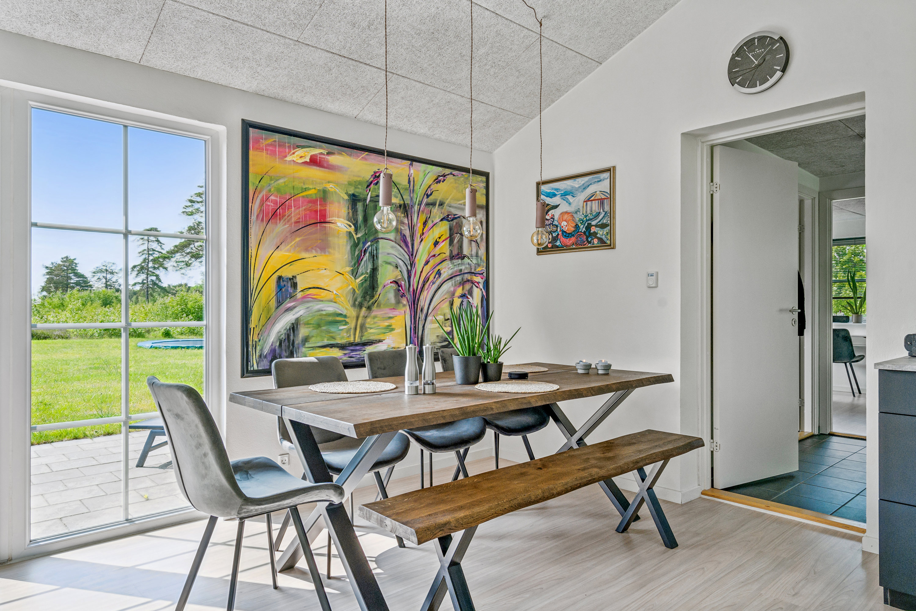 Fremhævet stue billede i fuldskærmstilstand. Billede af Østerbyvejen 62, Østerby, 9940 Læsø