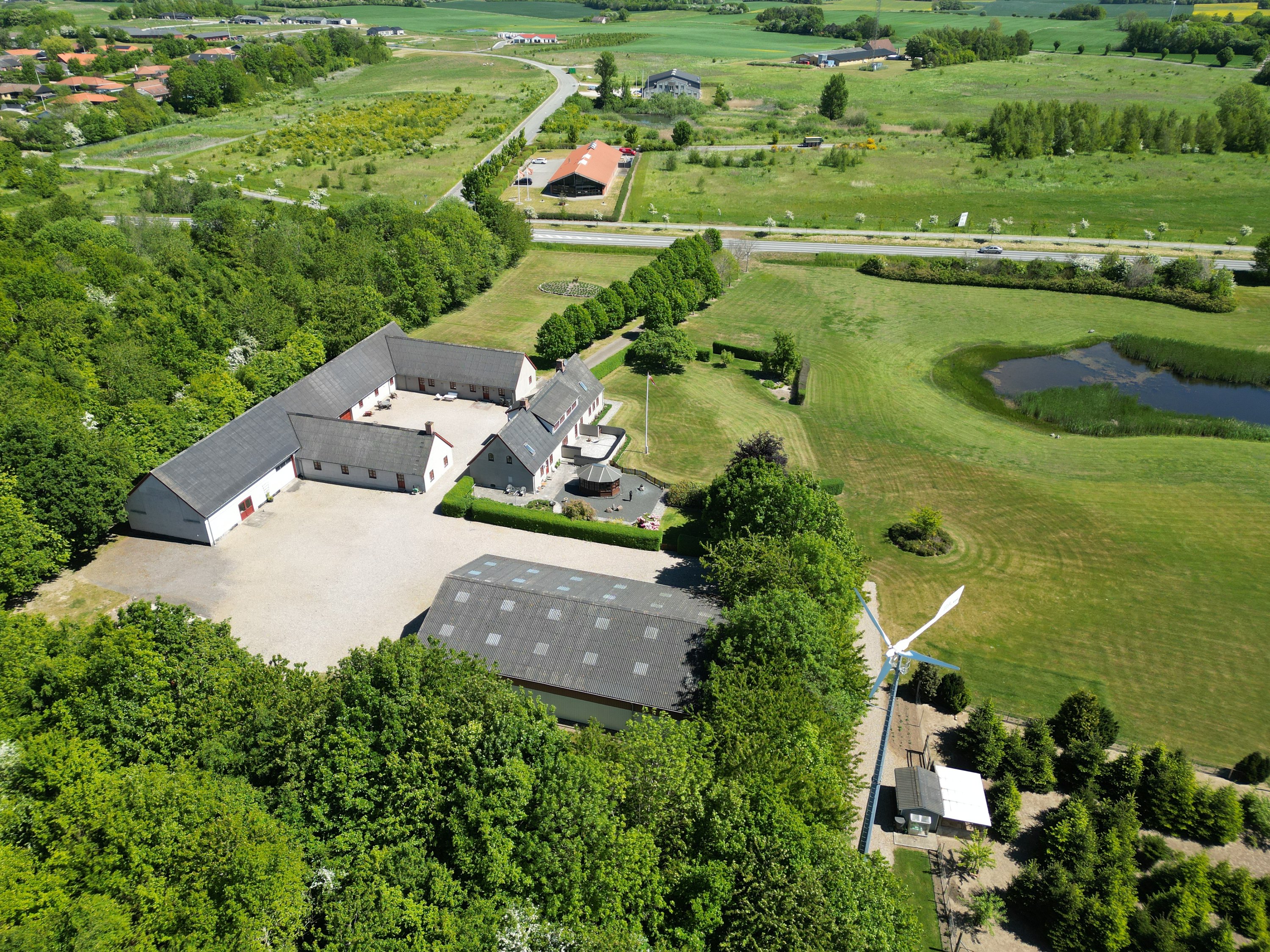 Fremhævet  billede i fuldskærmstilstand. Billede af Slagelsevej 50, 4270 Høng