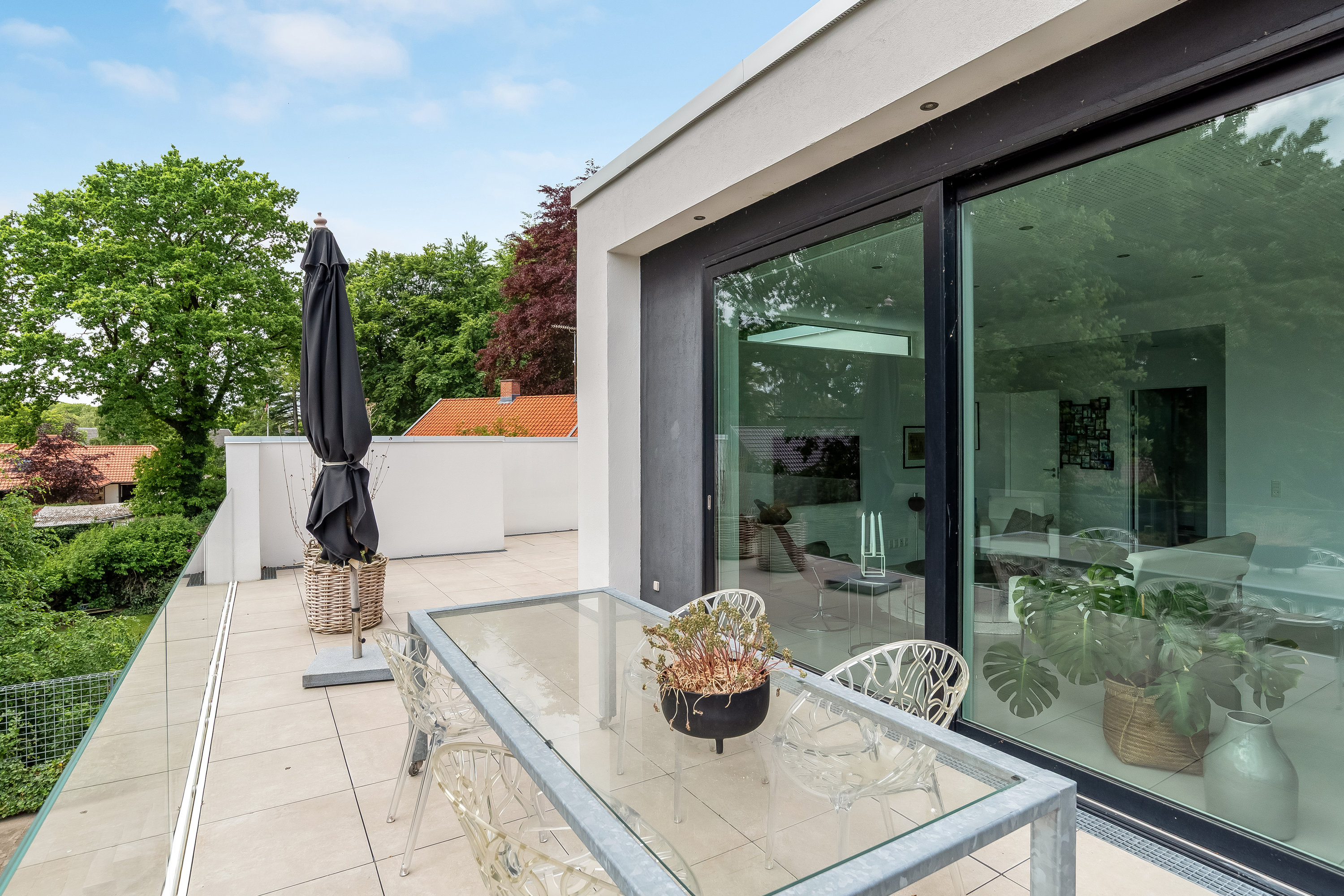 Fremhævet terrasse billede i fuldskærmstilstand. Billede af Lyngbakken 14A, 7500 Holstebro