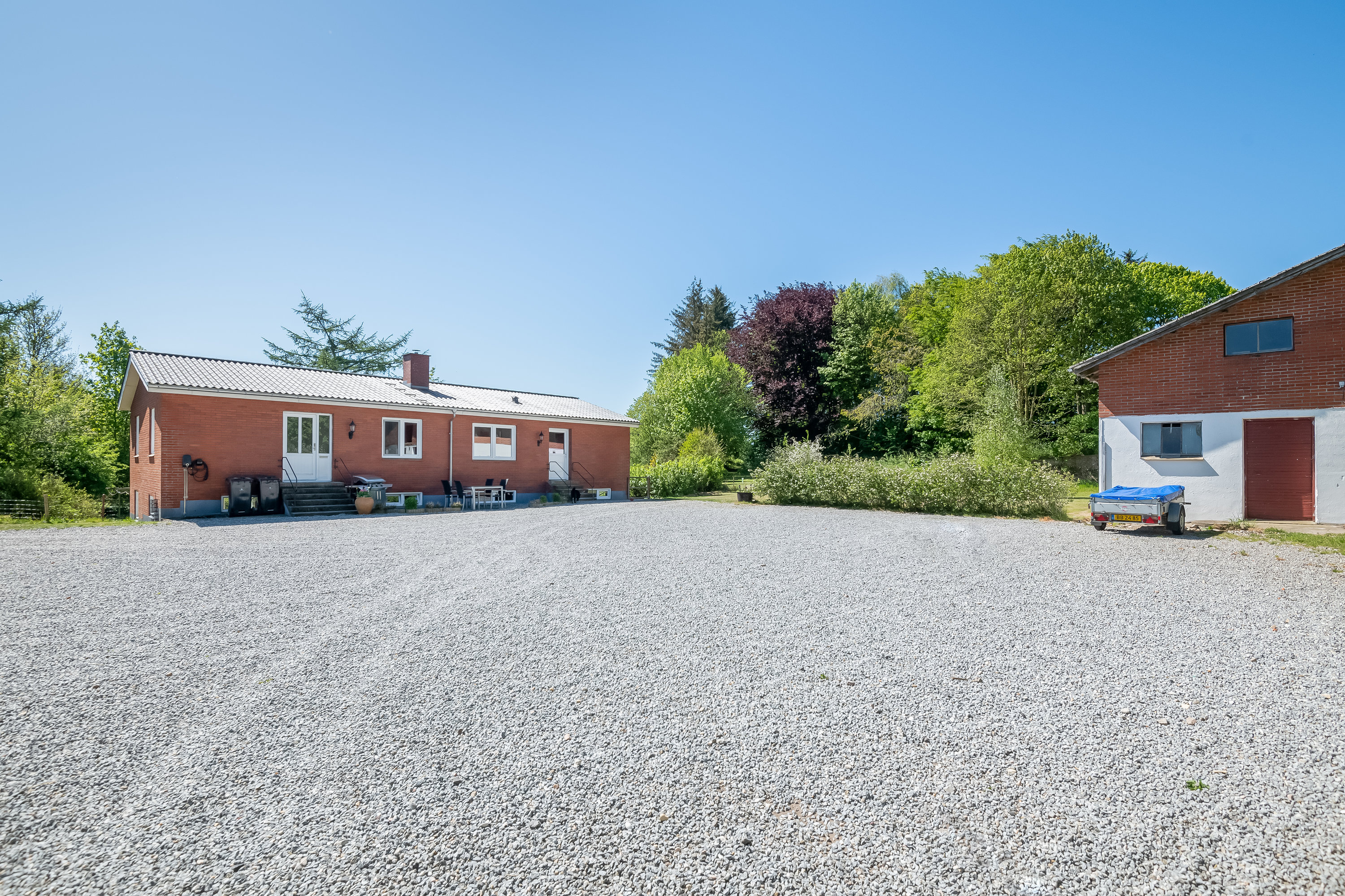 Miniaturebillede 1: . Billede af Møllegårdsvej 2, 9750 Østervrå