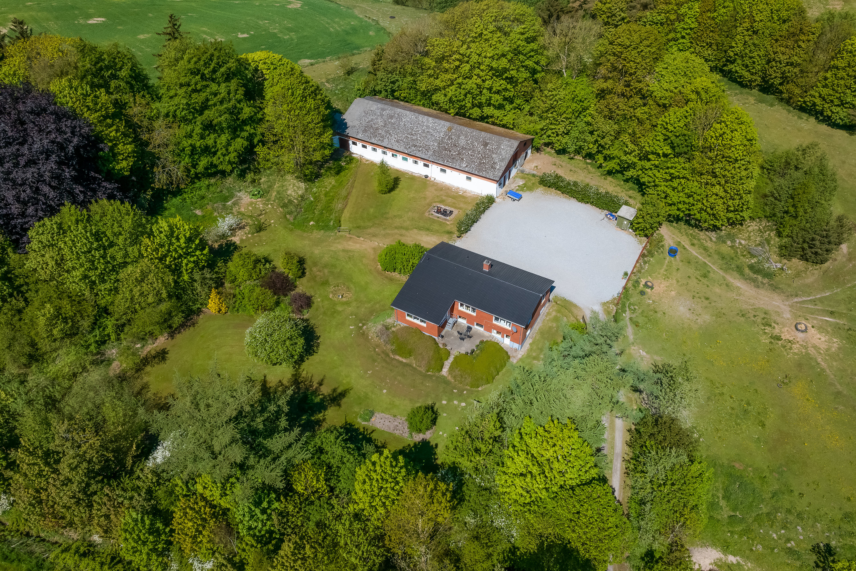 Fremhævet  billede i fuldskærmstilstand. Billede af Møllegårdsvej 2, 9750 Østervrå