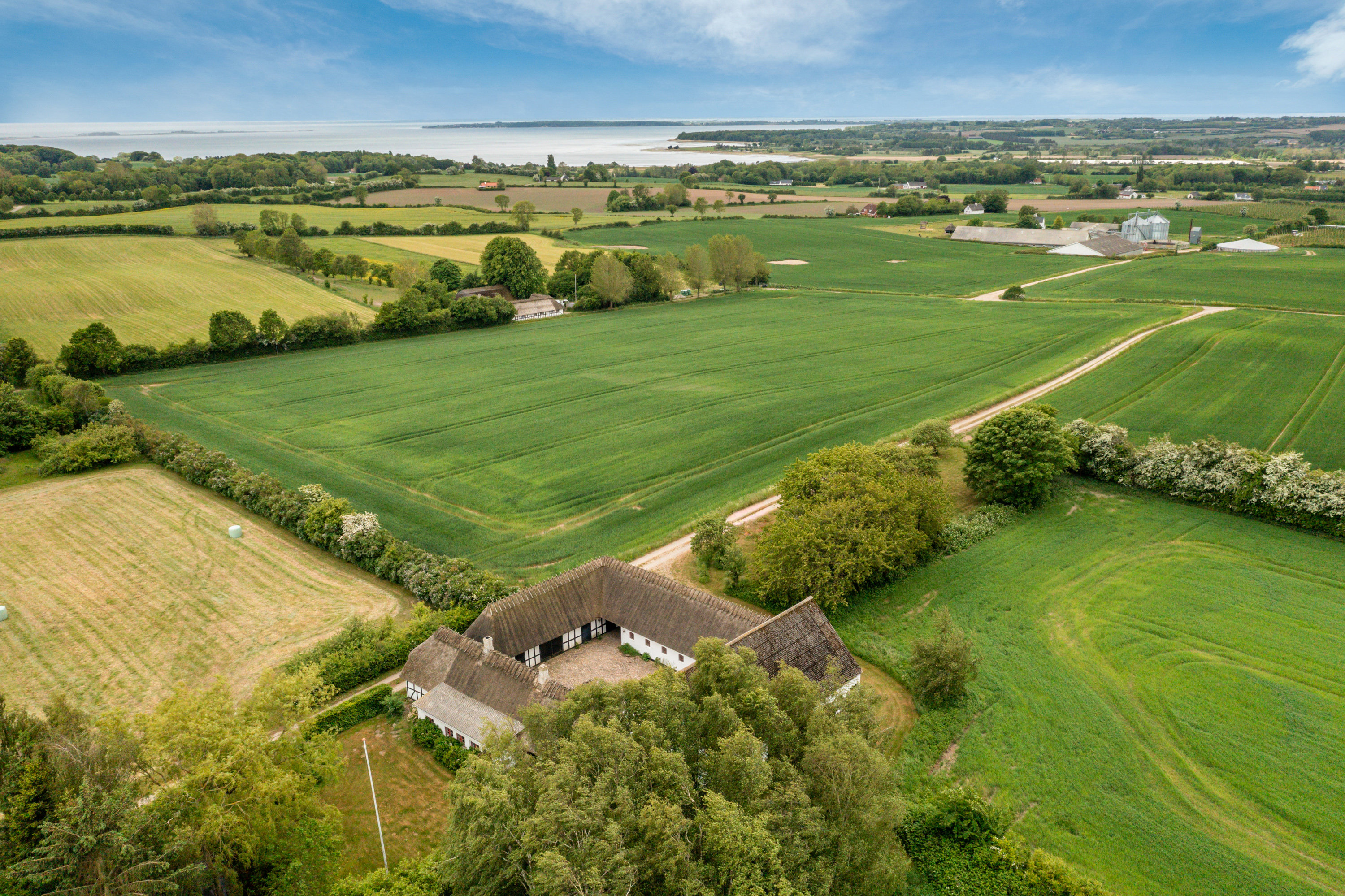 Fremhævet luftfoto billede i fuldskærmstilstand. Billede af Grave Banke 7, Strandby Mk, 5683 Haarby