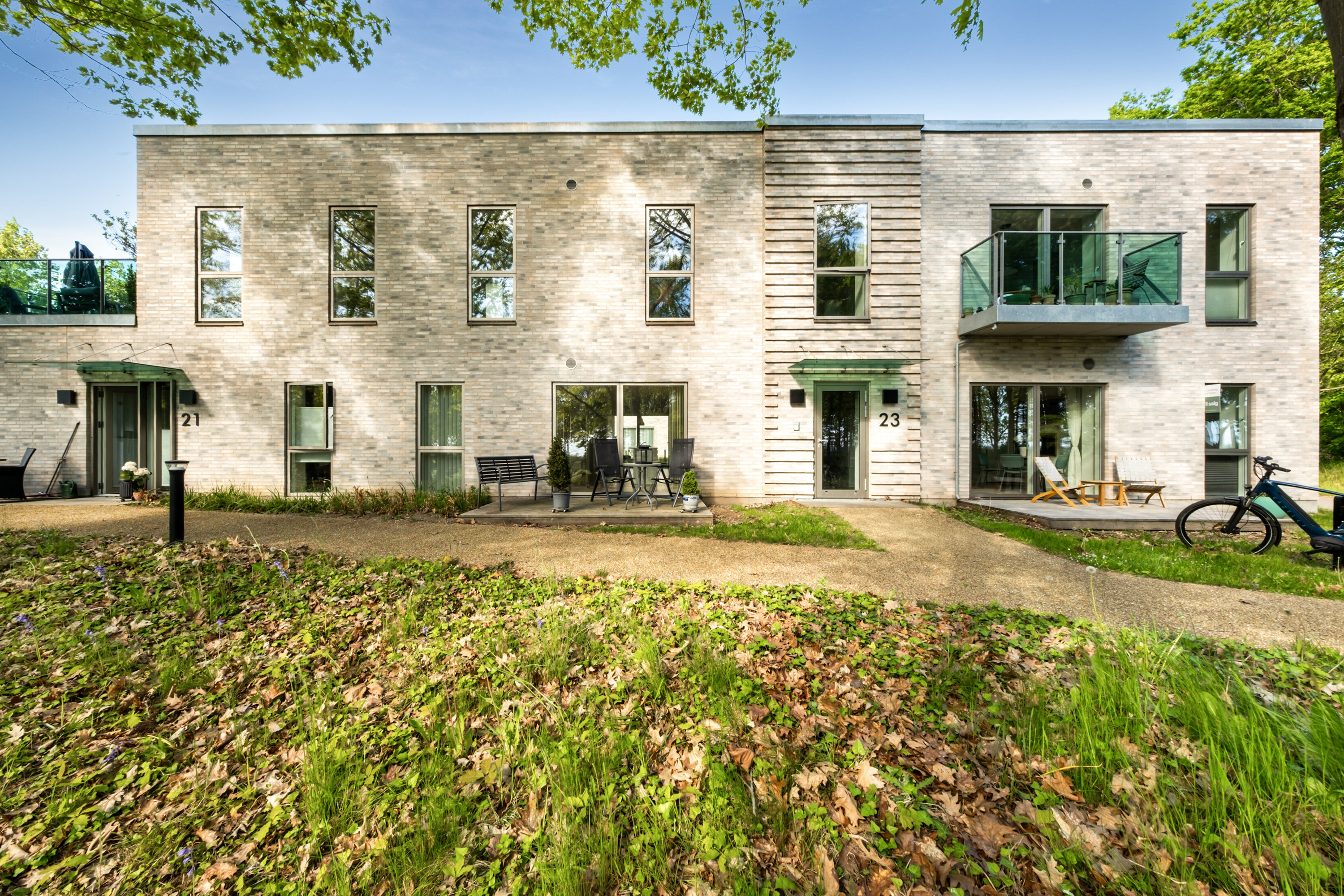 Fremhævet facade billede i fuldskærmstilstand. Billede af Ved Klinten 23, st.. tv., 5800 Nyborg