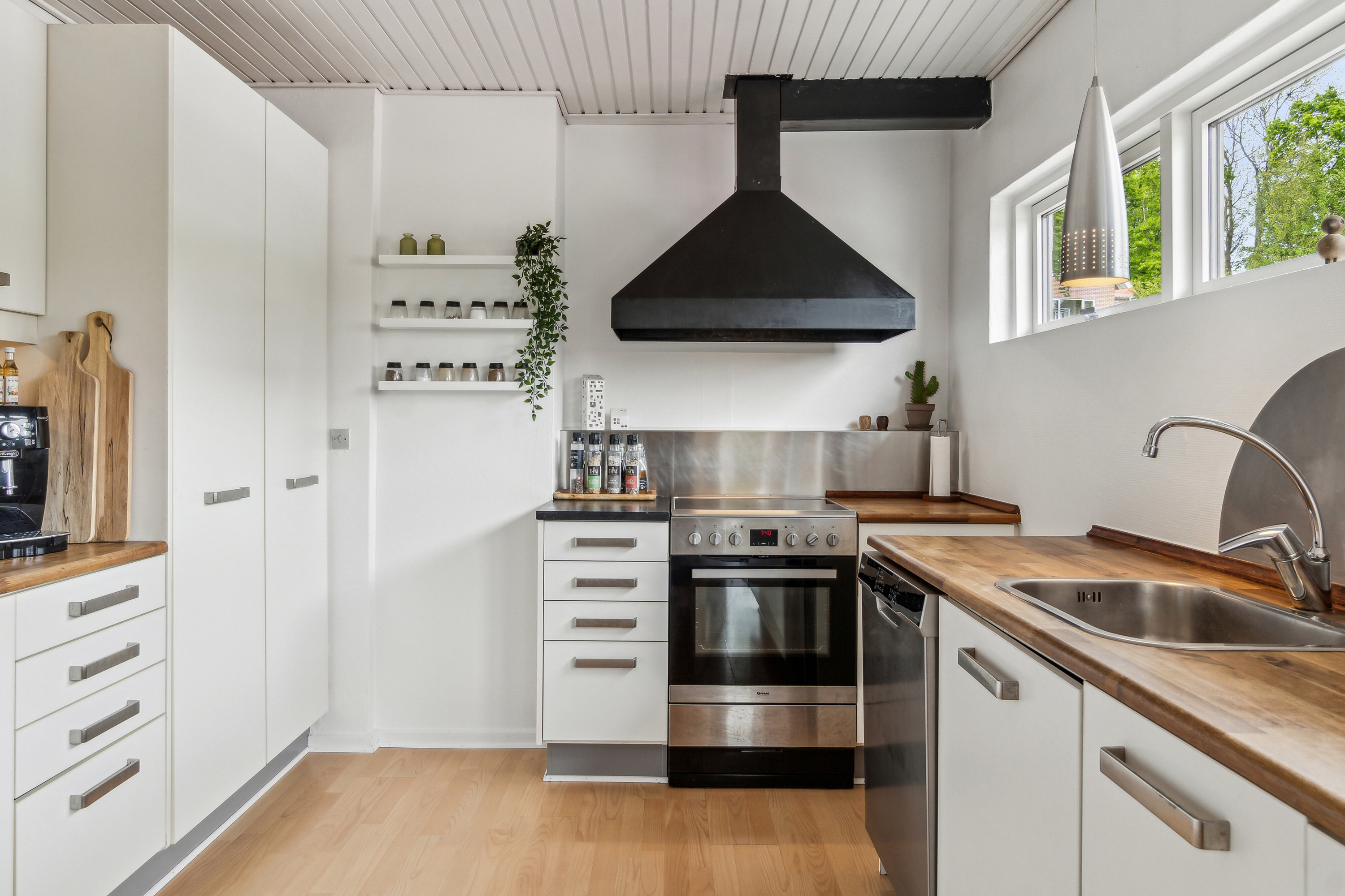 Fremhævet stue billede i fuldskærmstilstand. Billede af Dragsbæk Fjordvej 1B, 7700 Thisted