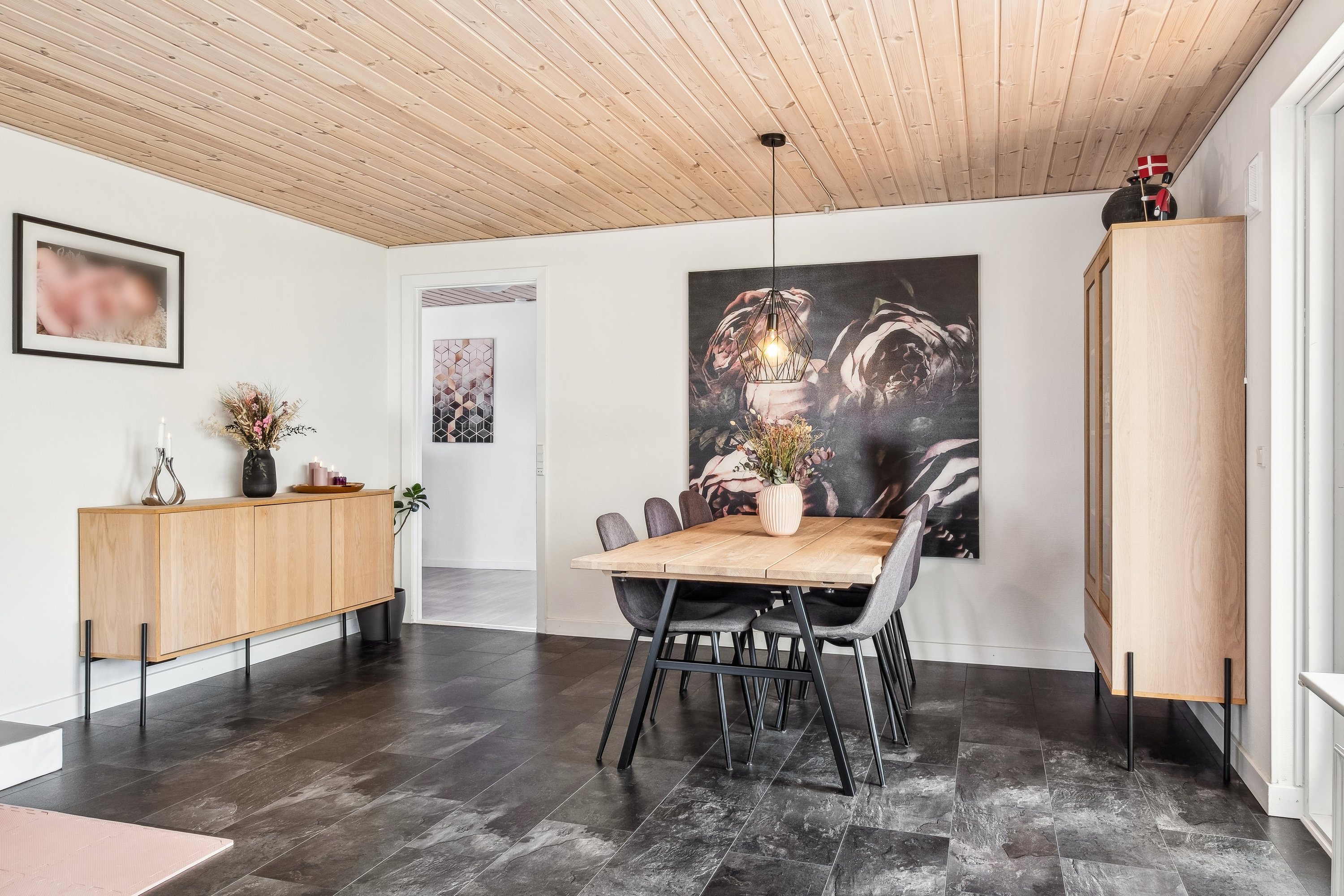 Fremhævet stue billede i fuldskærmstilstand. Billede af Majalle 18, Torsted, 8700 Horsens