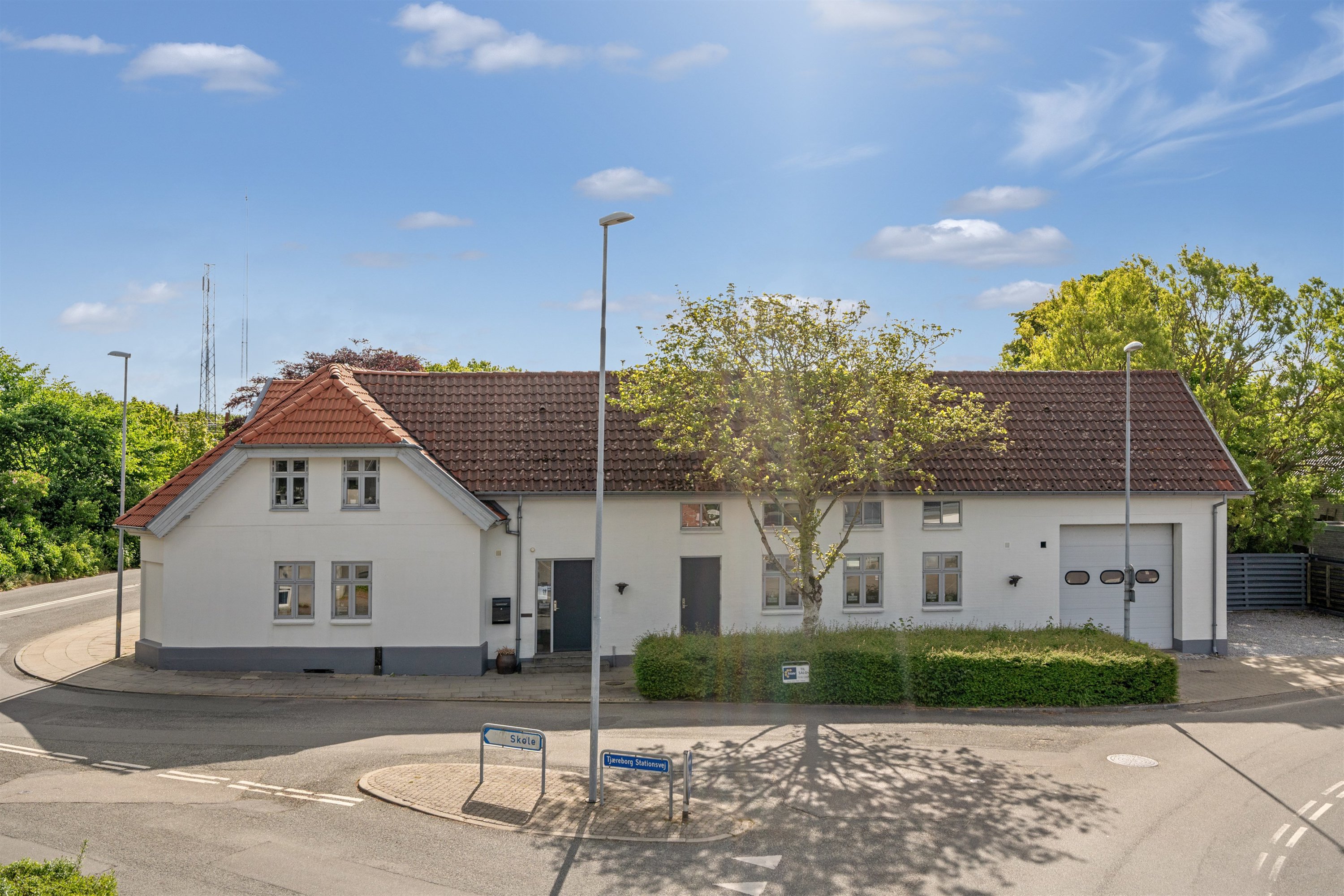 Fremhævet ejendommen billede i fuldskærmstilstand. Billede af Tjæreborg Stationsvej 1, 6731 Tjæreborg