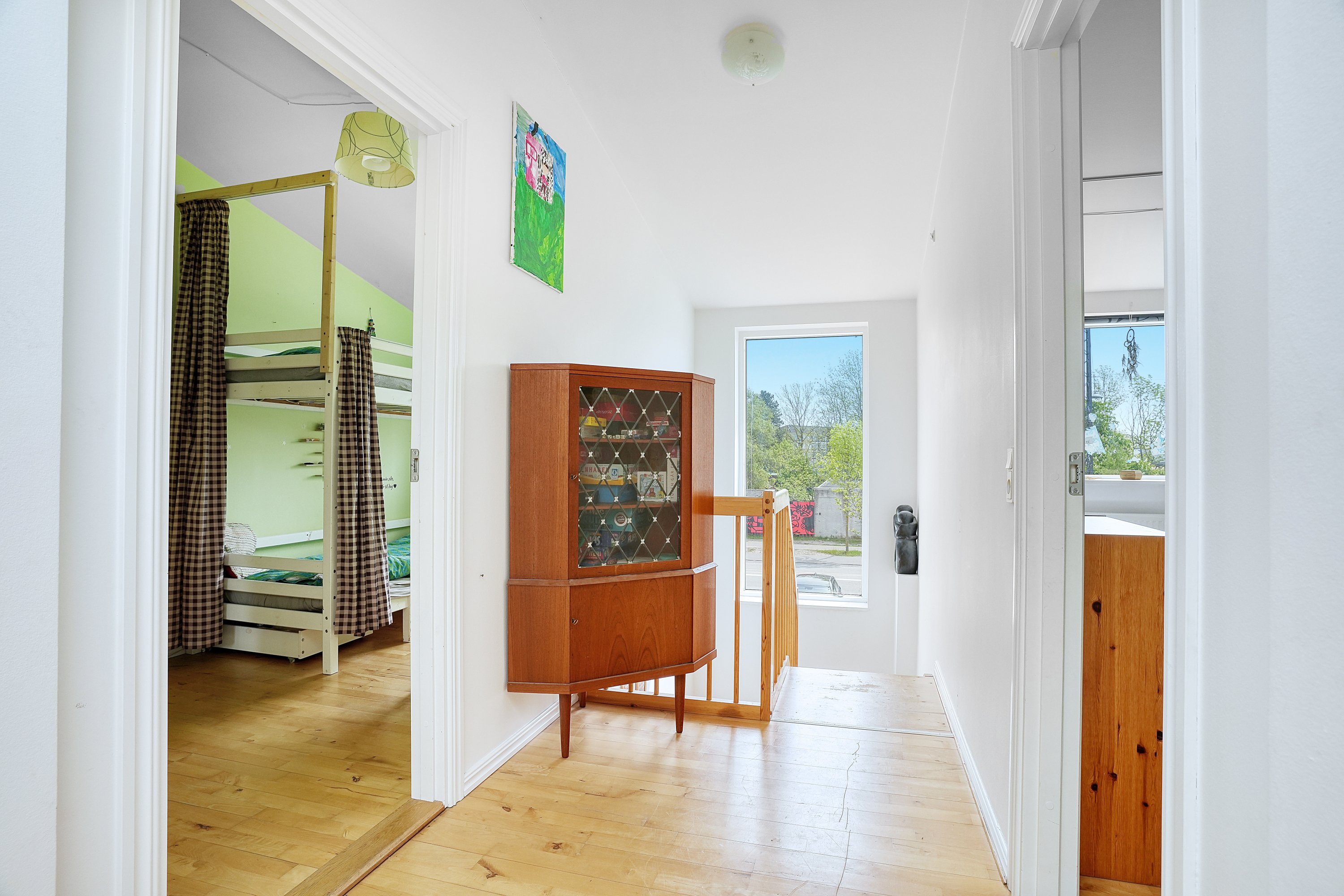 Fremhævet 1. sal billede i fuldskærmstilstand. Billede af Vigerslev Allé 290, 2500 Valby