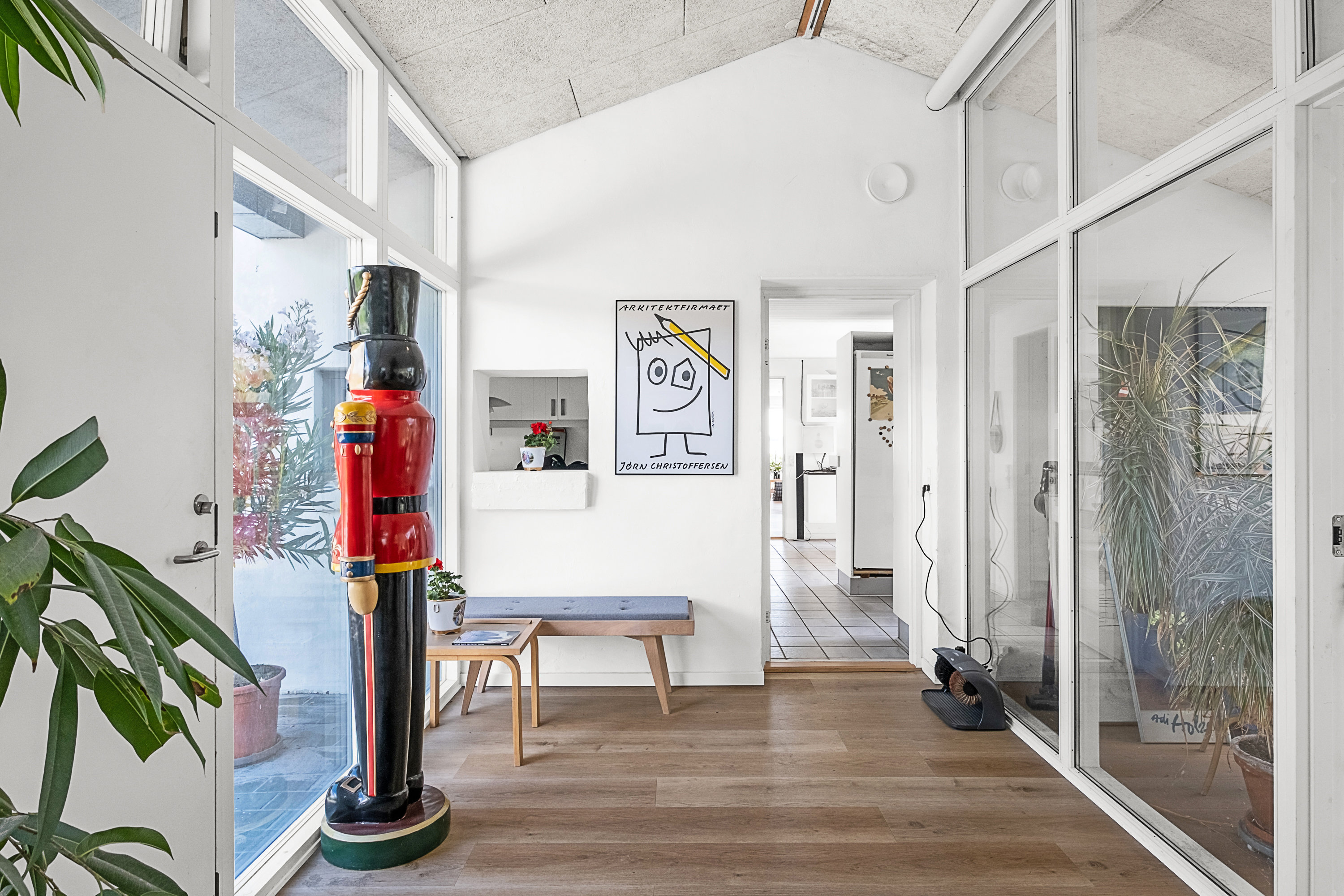 Fremhævet entré billede i fuldskærmstilstand. Billede af Strandvangsvej 116, 8250 Egå