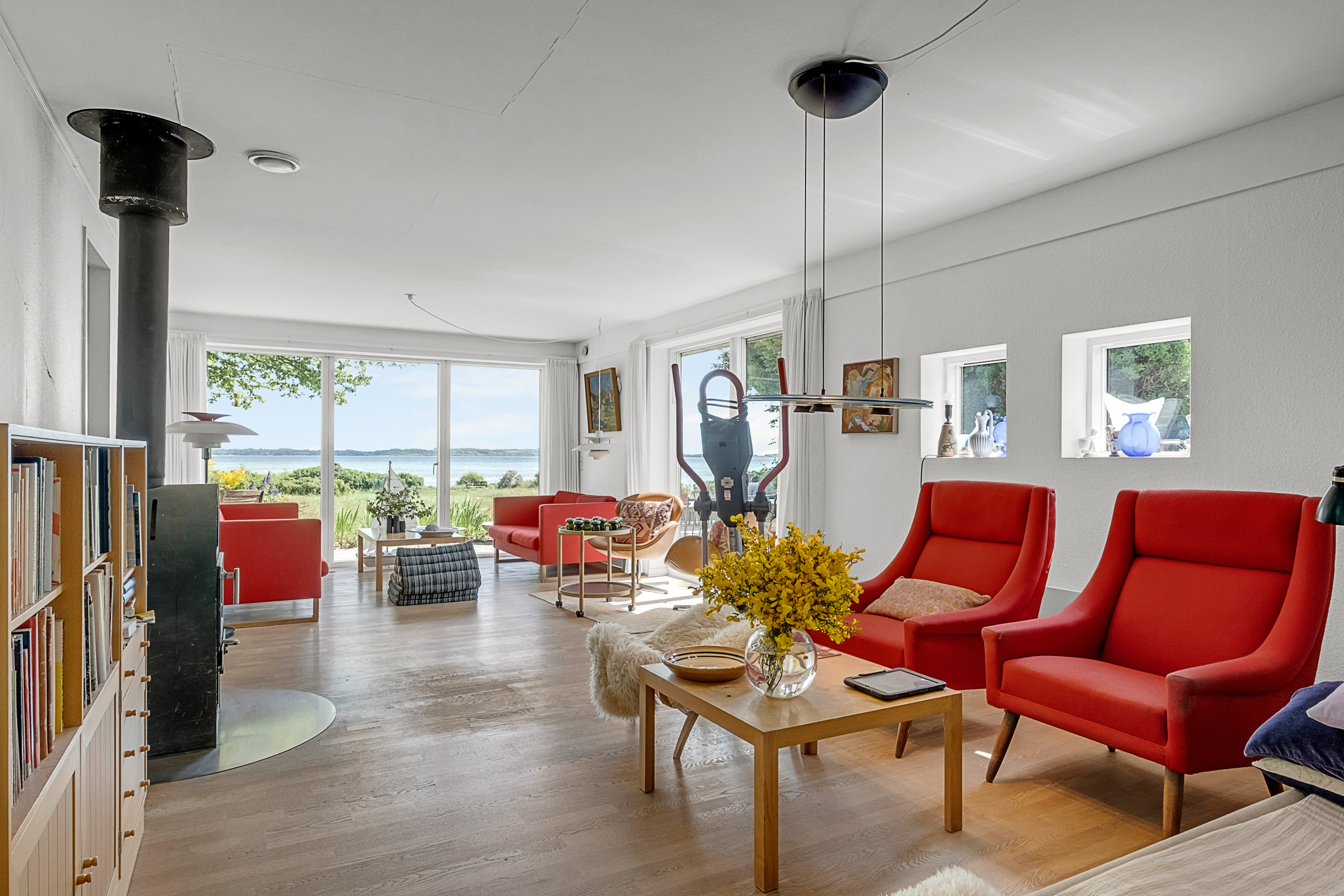 Fremhævet stue billede i fuldskærmstilstand. Billede af Strandvangsvej 116, 8250 Egå