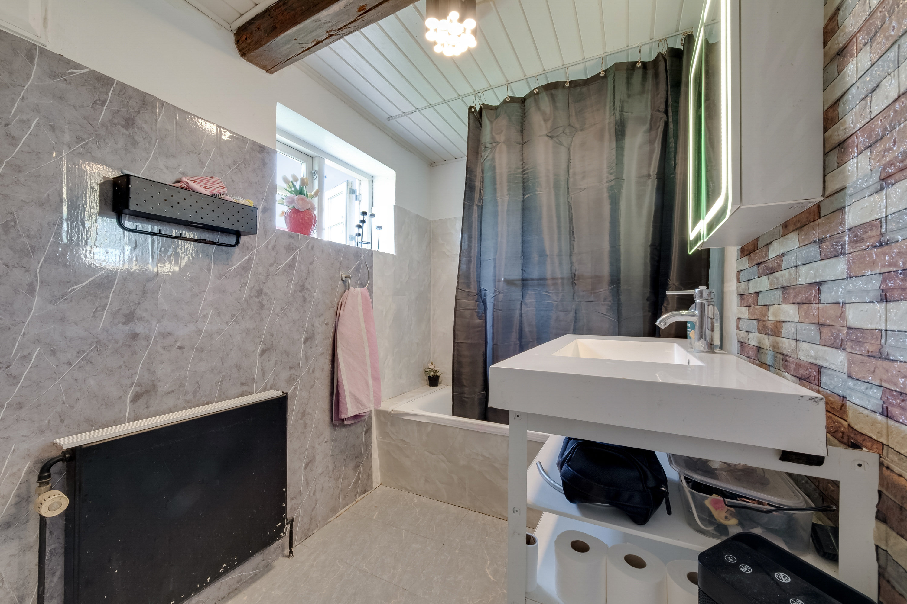 Fremhævet badeværelse billede i fuldskærmstilstand. Billede af Juelsbergvej 4, Juelsberg, 5800 Nyborg