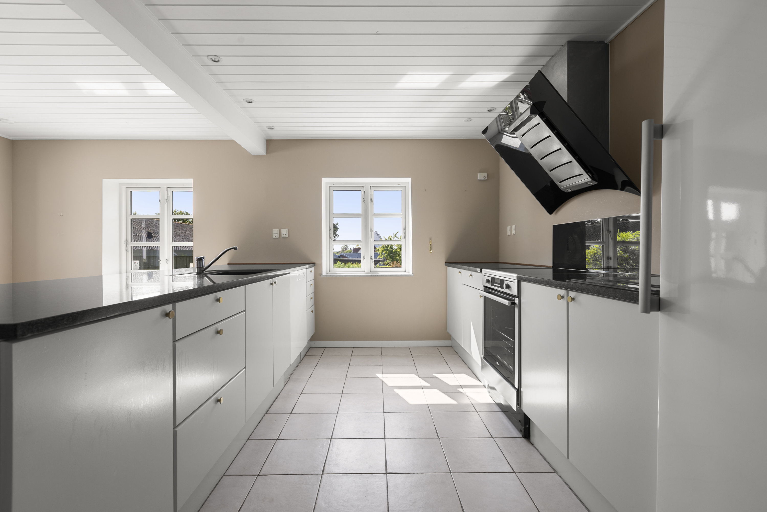 Fremhævet køkken billede i fuldskærmstilstand. Billede af Smøgen 10, Sørbymagle, 4200 Slagelse