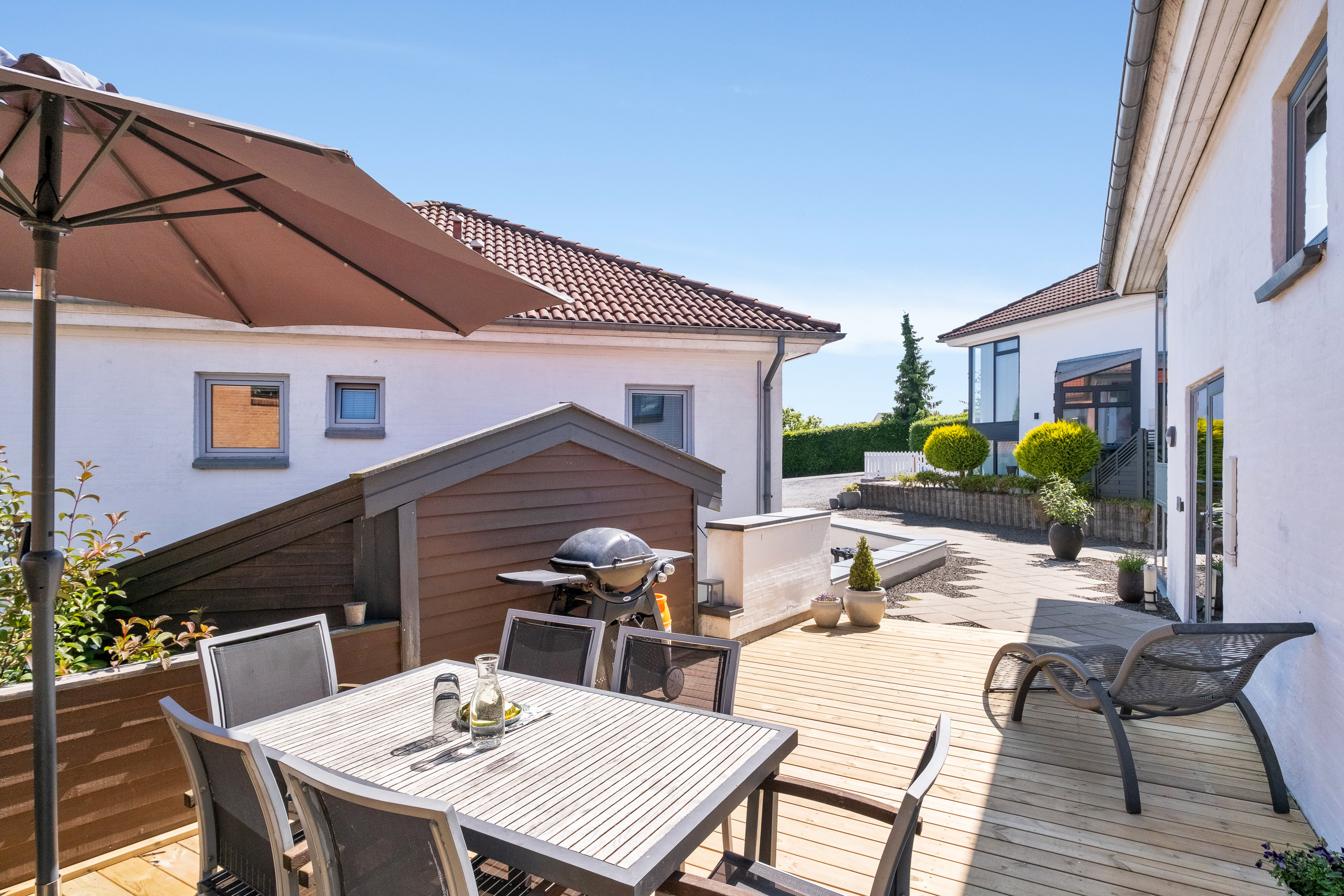 Fremhævet terrasse billede i fuldskærmstilstand. Billede af Solvænget 1B, Løgten, 8541 Skødstrup