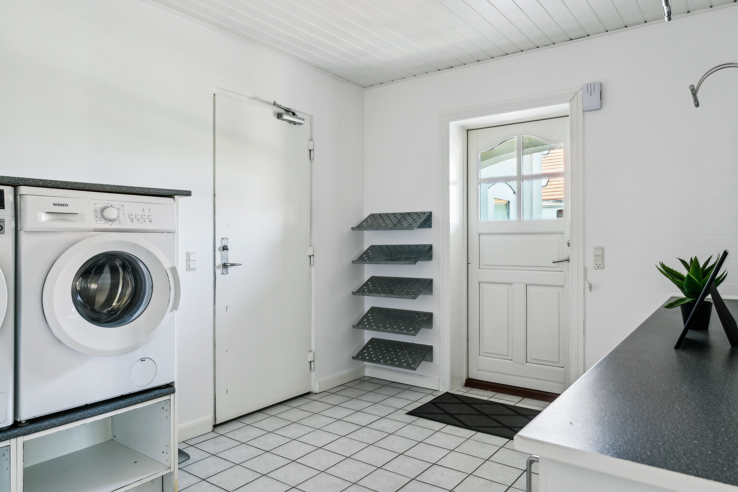 Miniaturebillede 1: bryggers. Billede af Dræbyvej 2, 5330 Munkebo