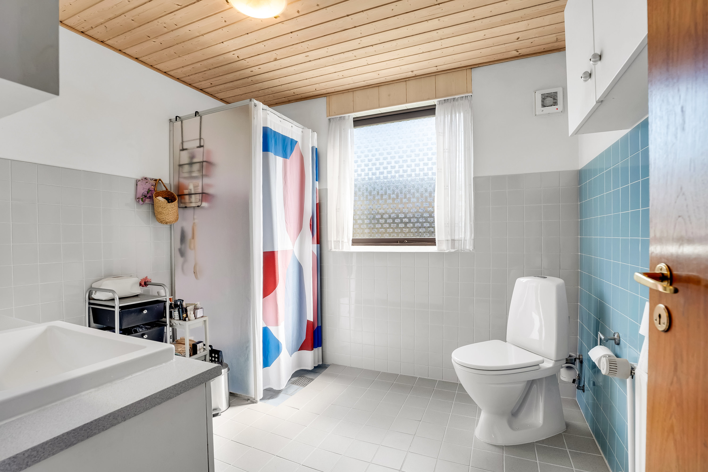 Miniaturebillede 1: badeværelse. Billede af Nymarksvej 32, 4900 Nakskov